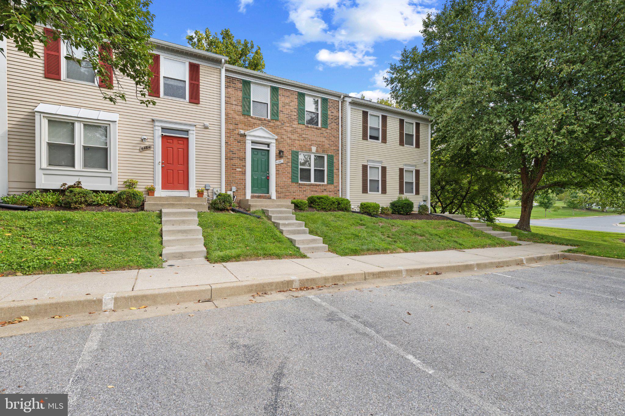 6082 MAJORS LANE