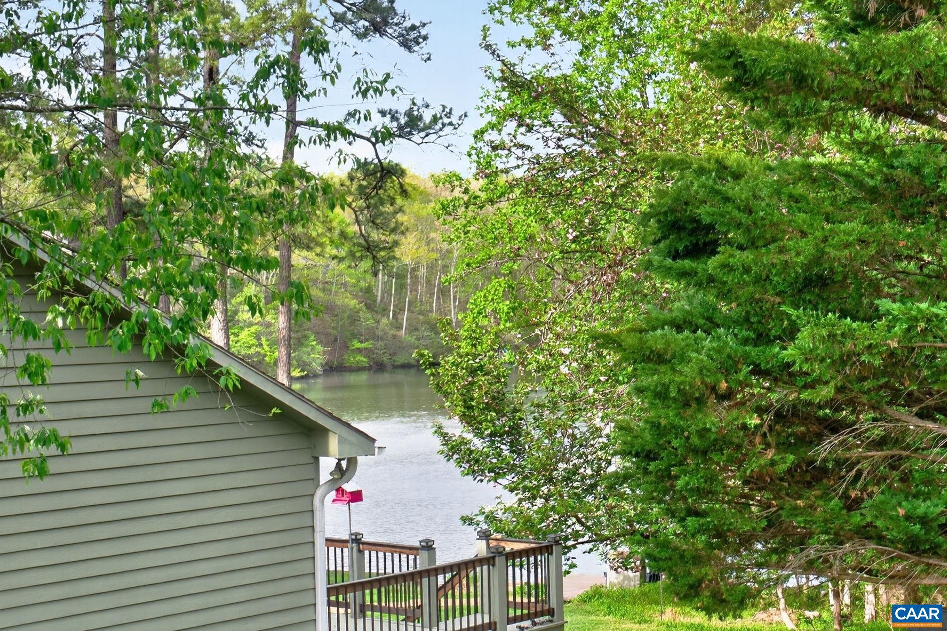 LAKE MONTICELLO - Residential
