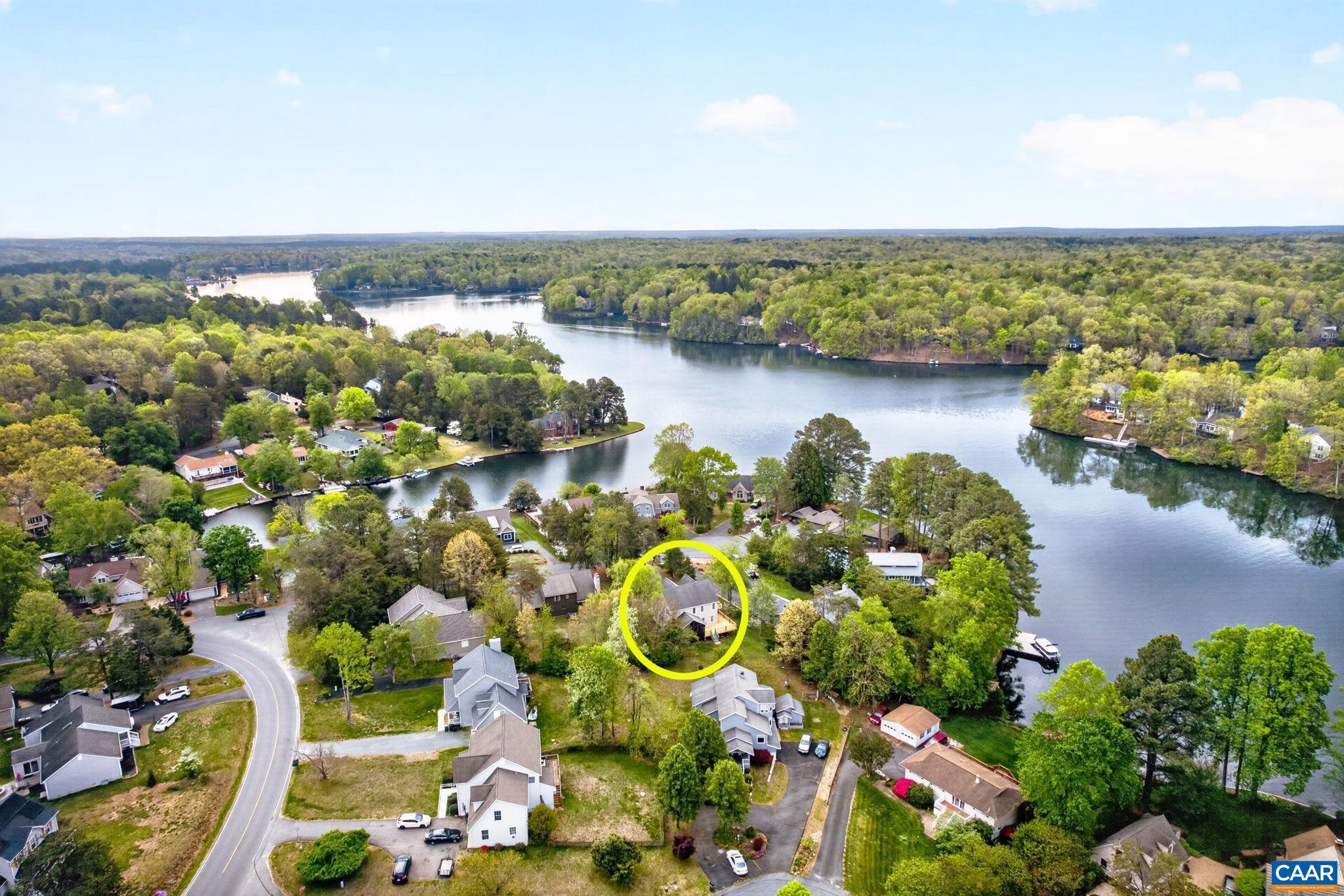 LAKE MONTICELLO - Residential