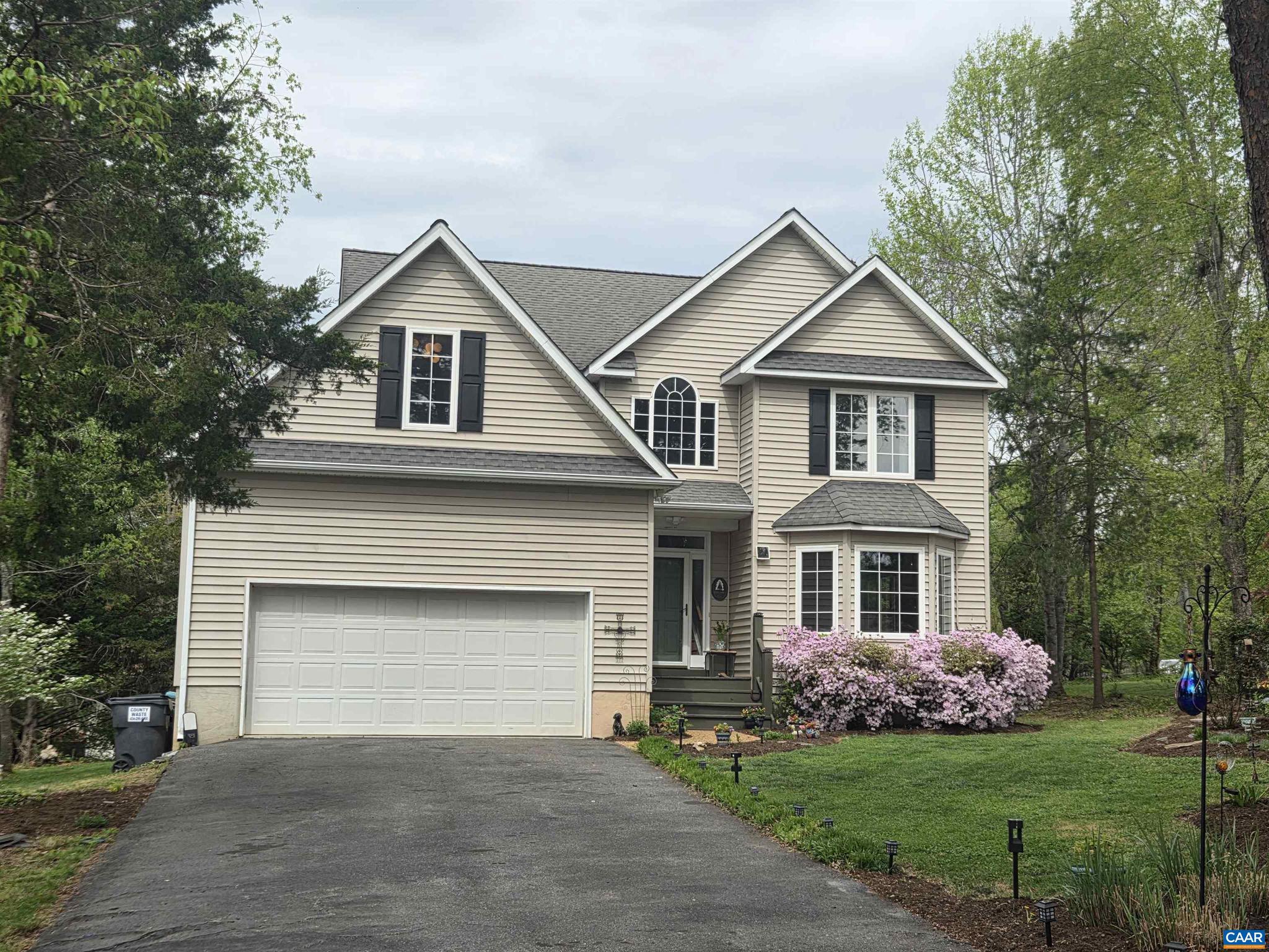 LAKE MONTICELLO - Residential