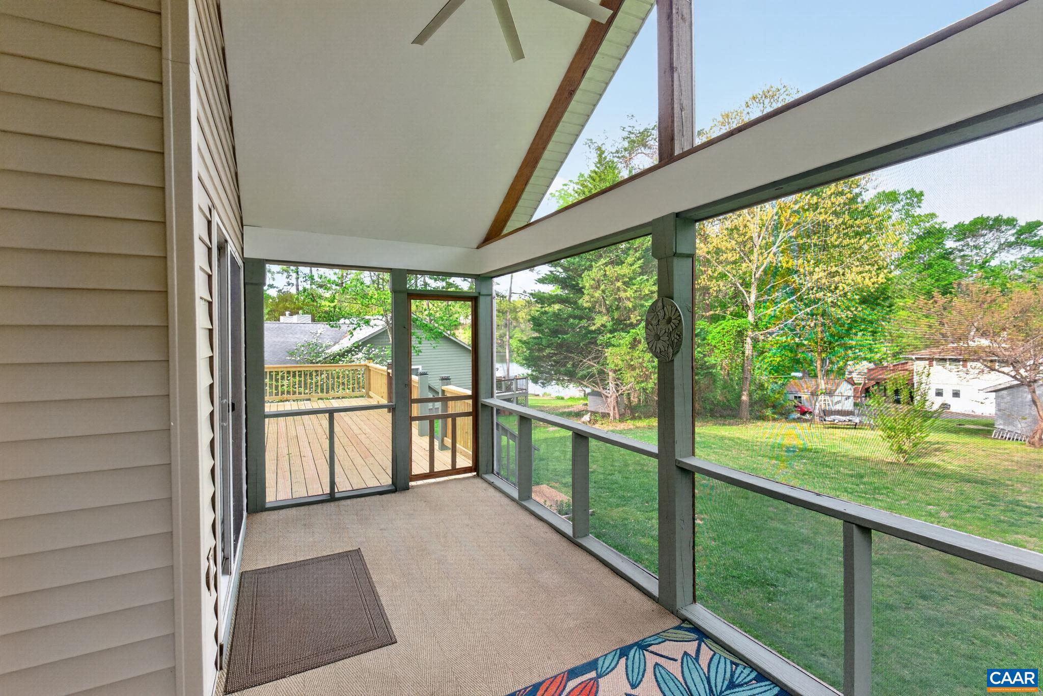 LAKE MONTICELLO - Residential