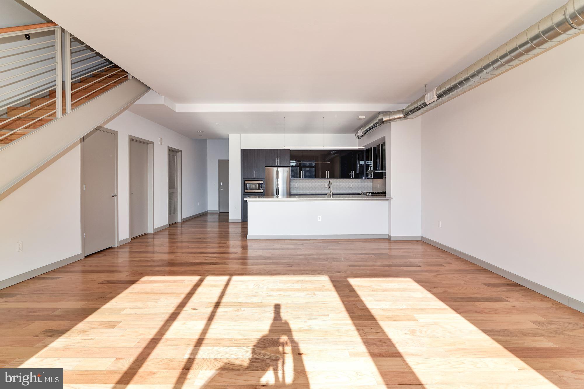 WASHINGTON SQ - Residential Lease