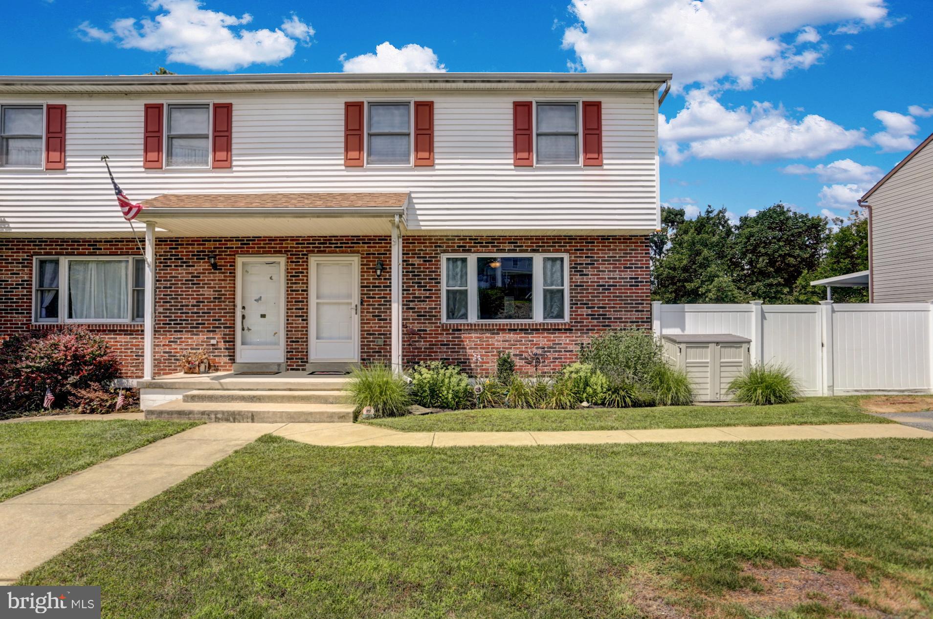 SOUTH TEMPLE HEIGH - Residential