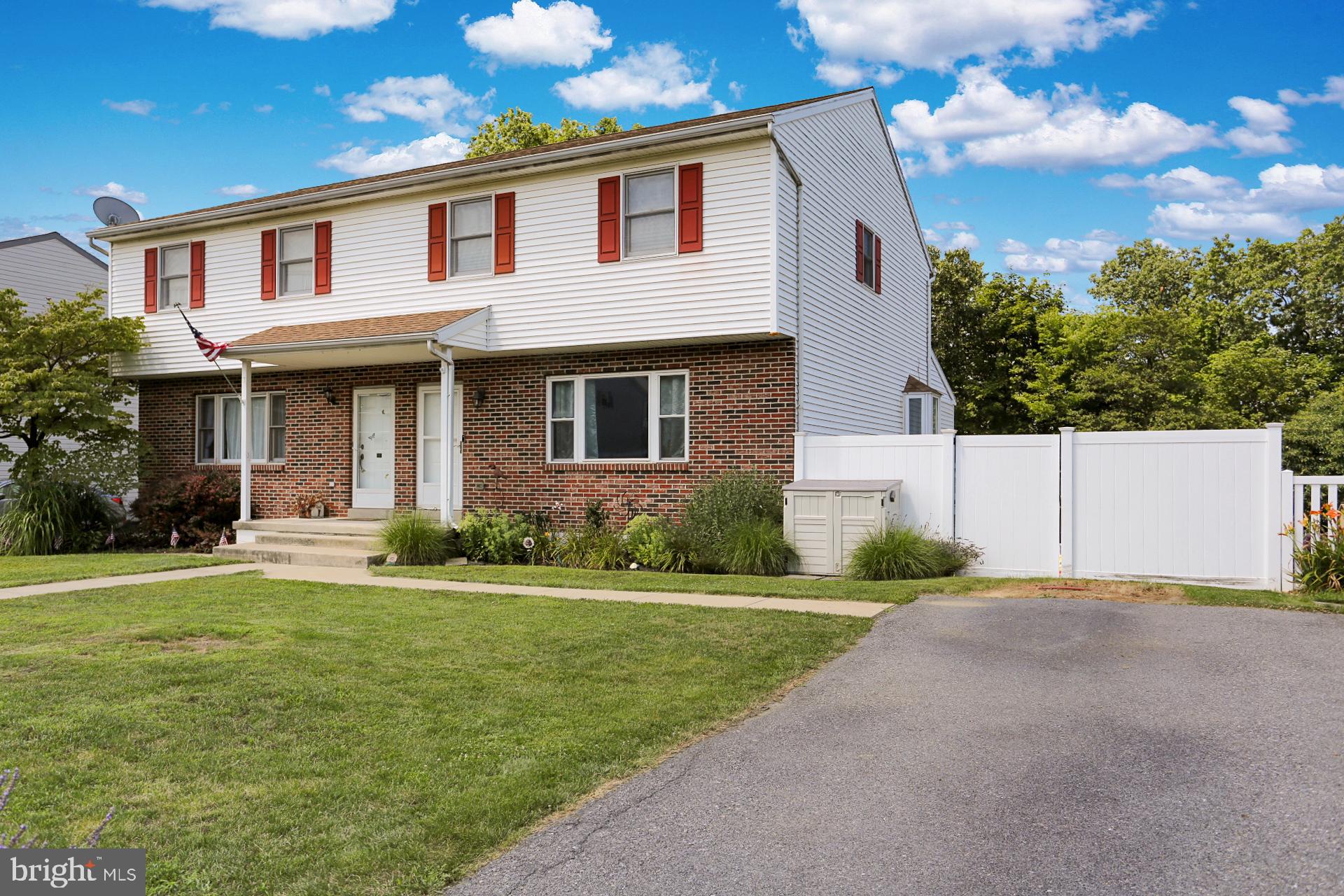 SOUTH TEMPLE HEIGH - Residential