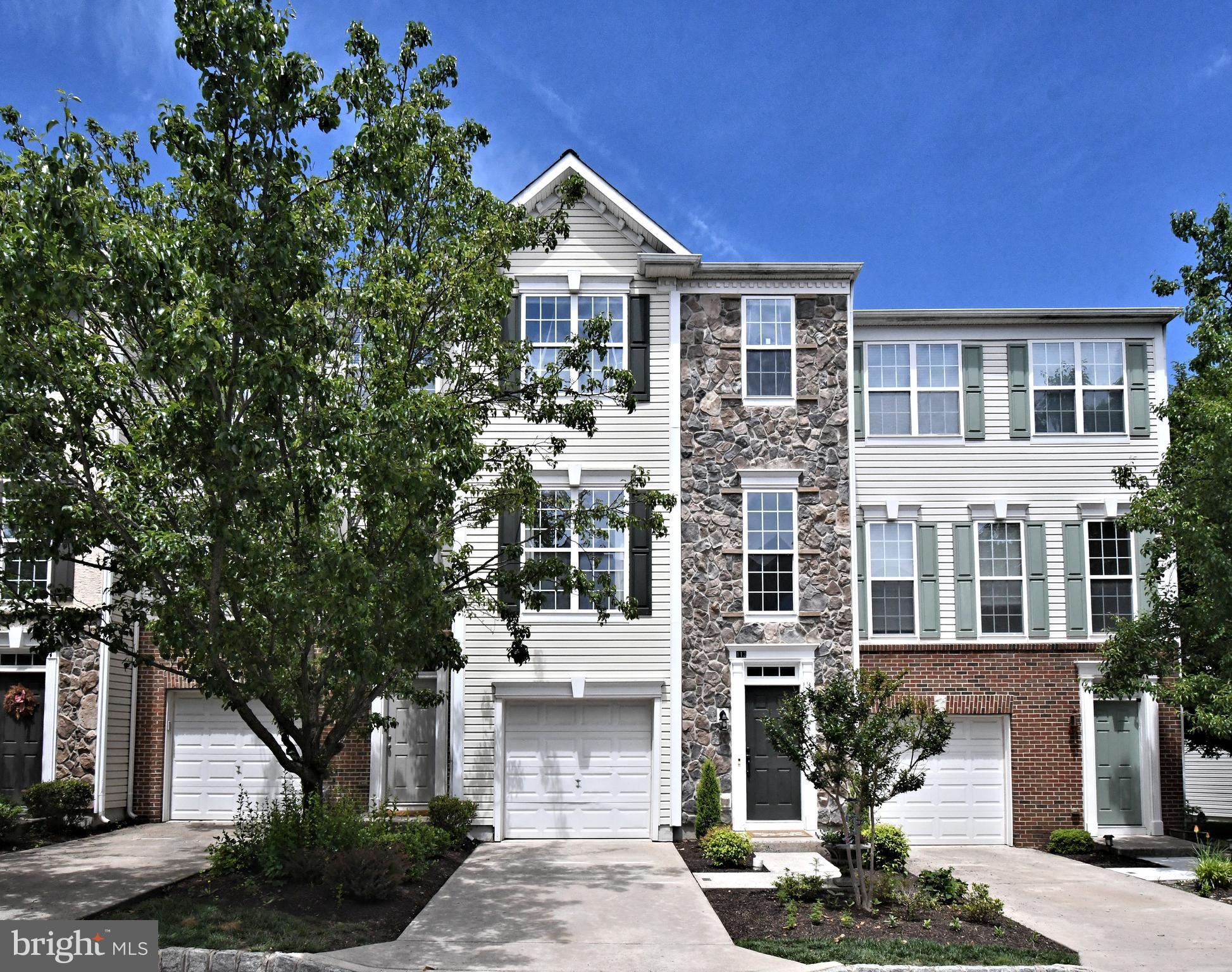 113 HUDSON DRIVE