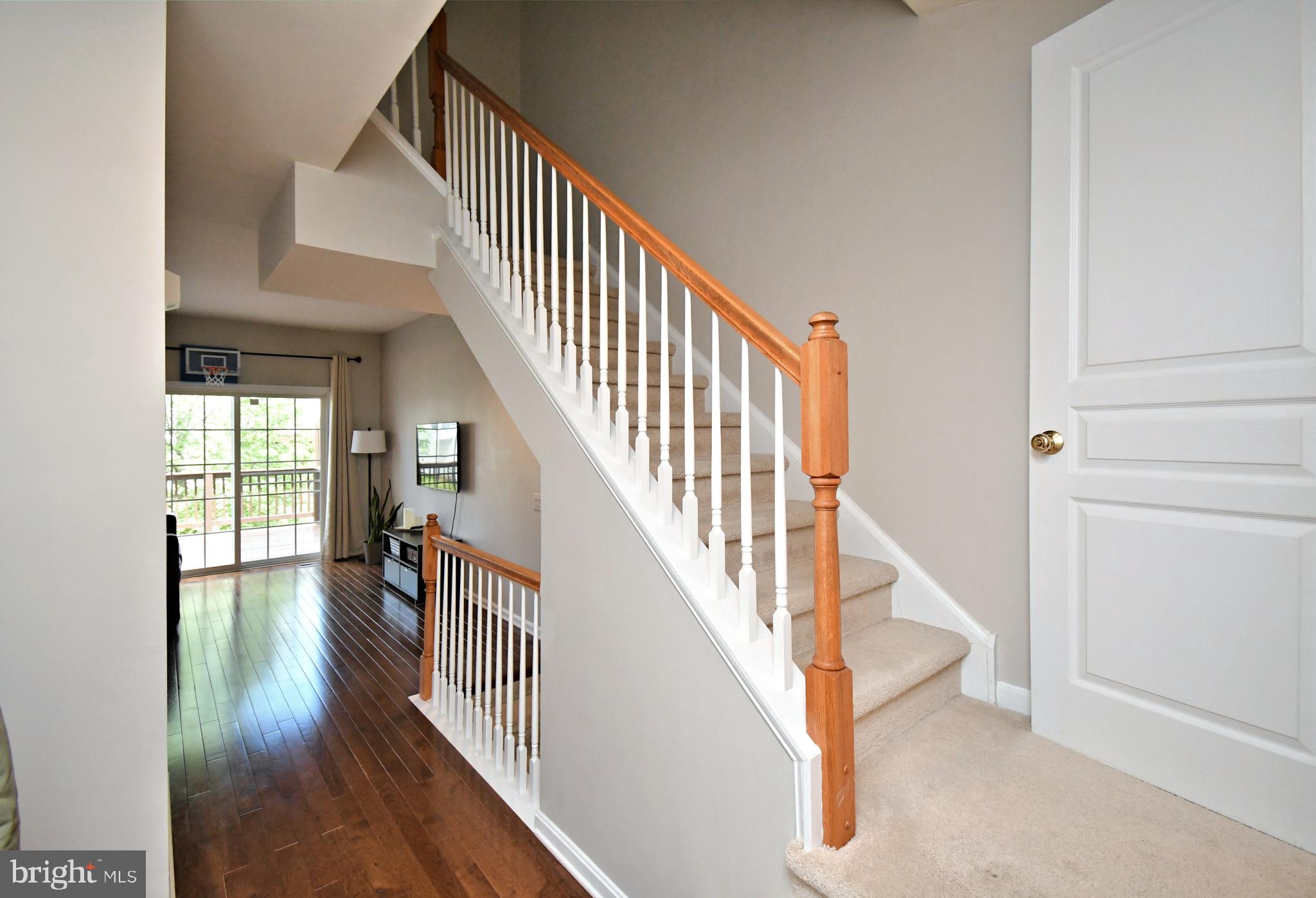 LONGFORD CROSSING - Residential