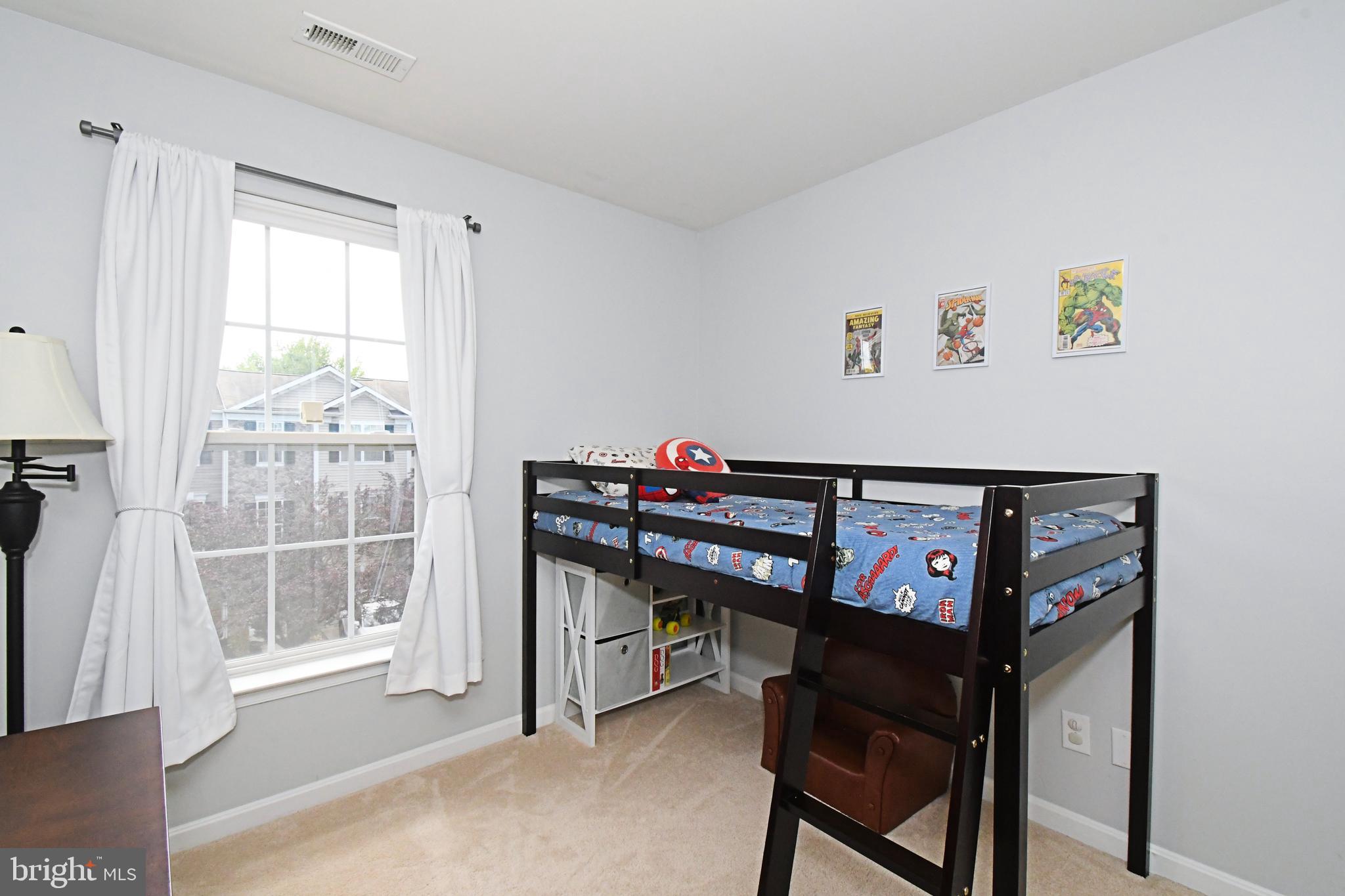 LONGFORD CROSSING - Residential