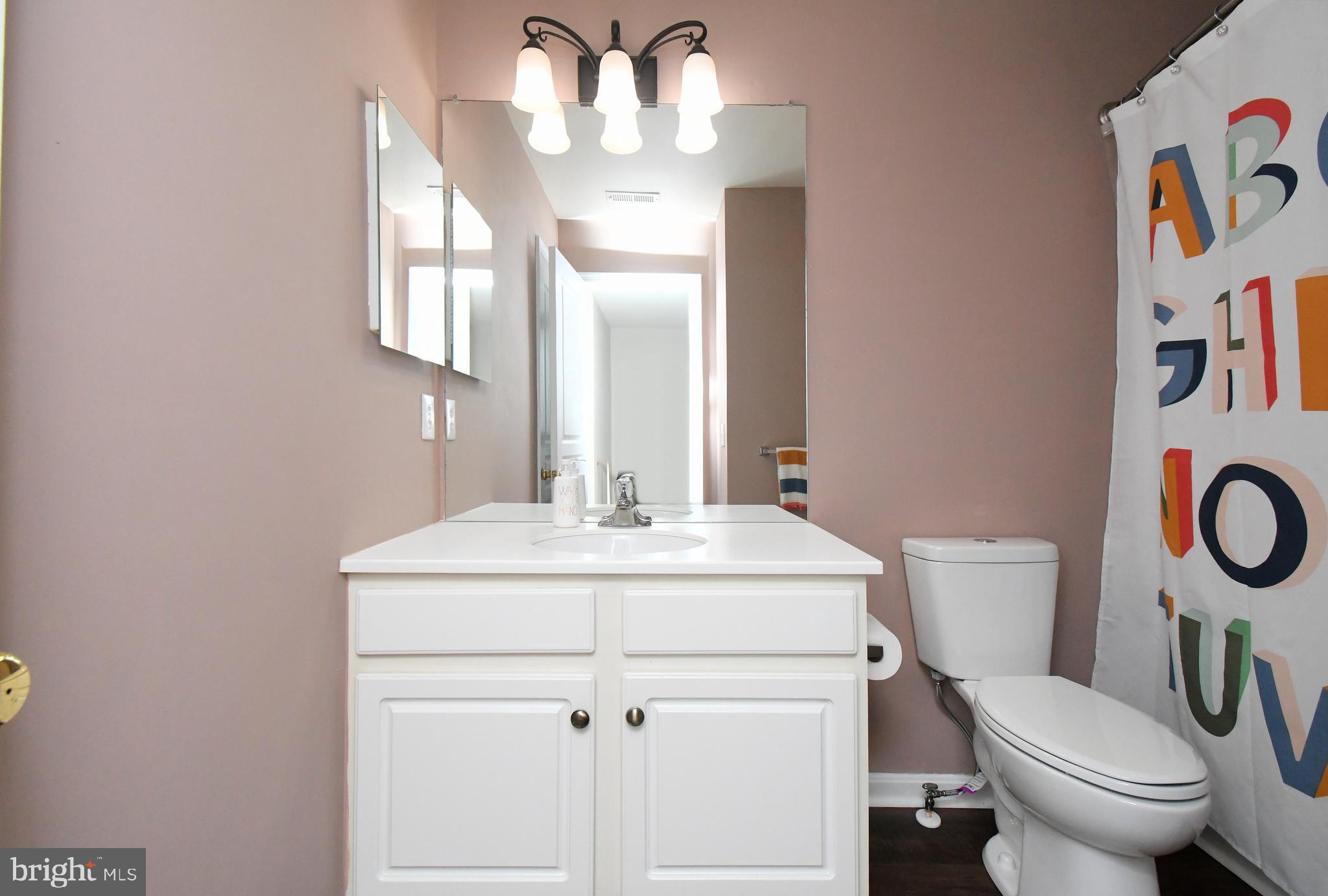 LONGFORD CROSSING - Residential