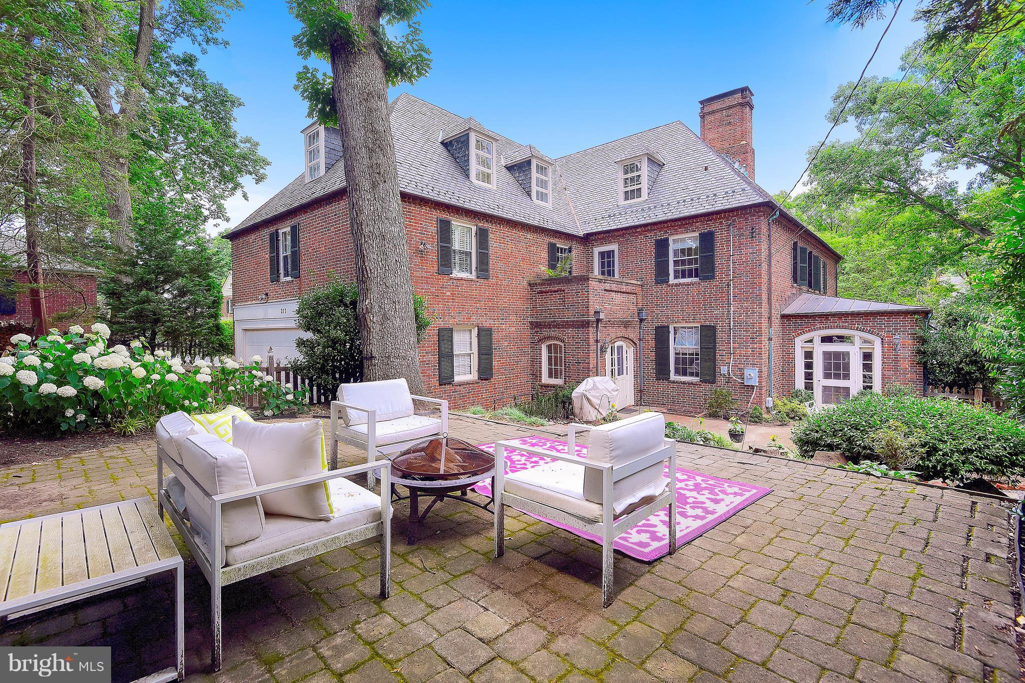 GREATER HOMELAND HISTORIC DISTRICT - Residential