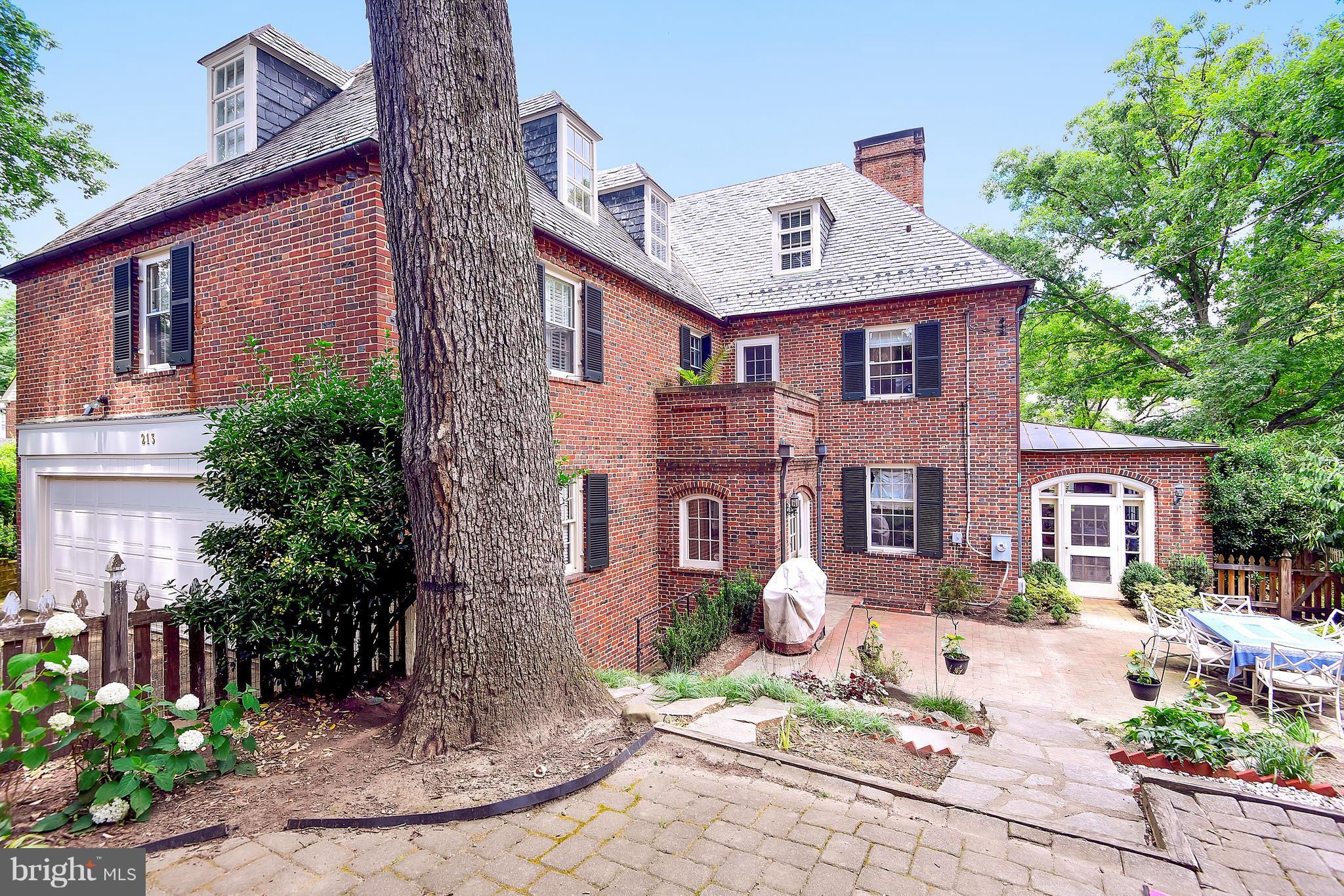 GREATER HOMELAND HISTORIC DISTRICT - Residential