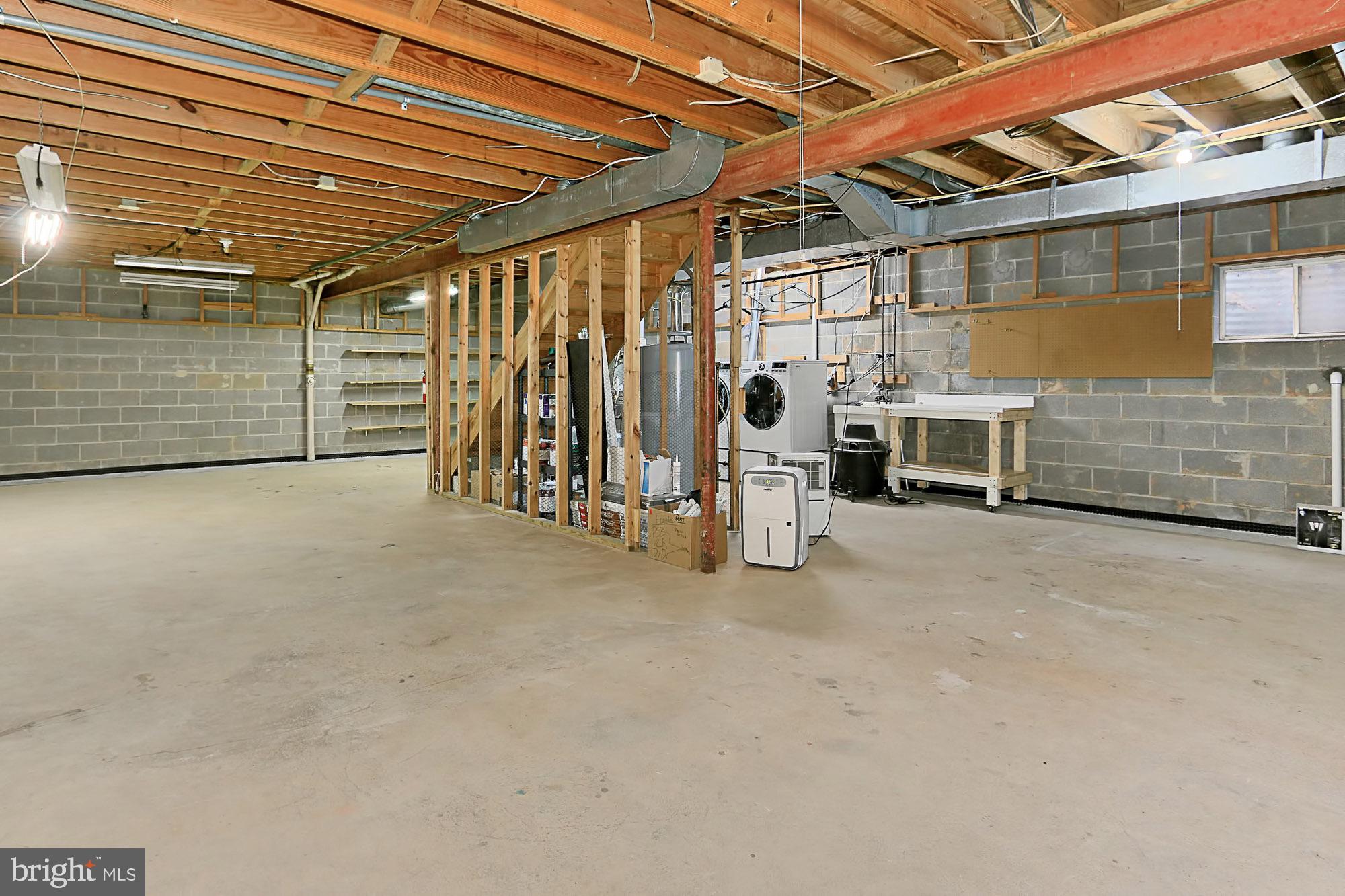 SIGNAL HILL - Residential