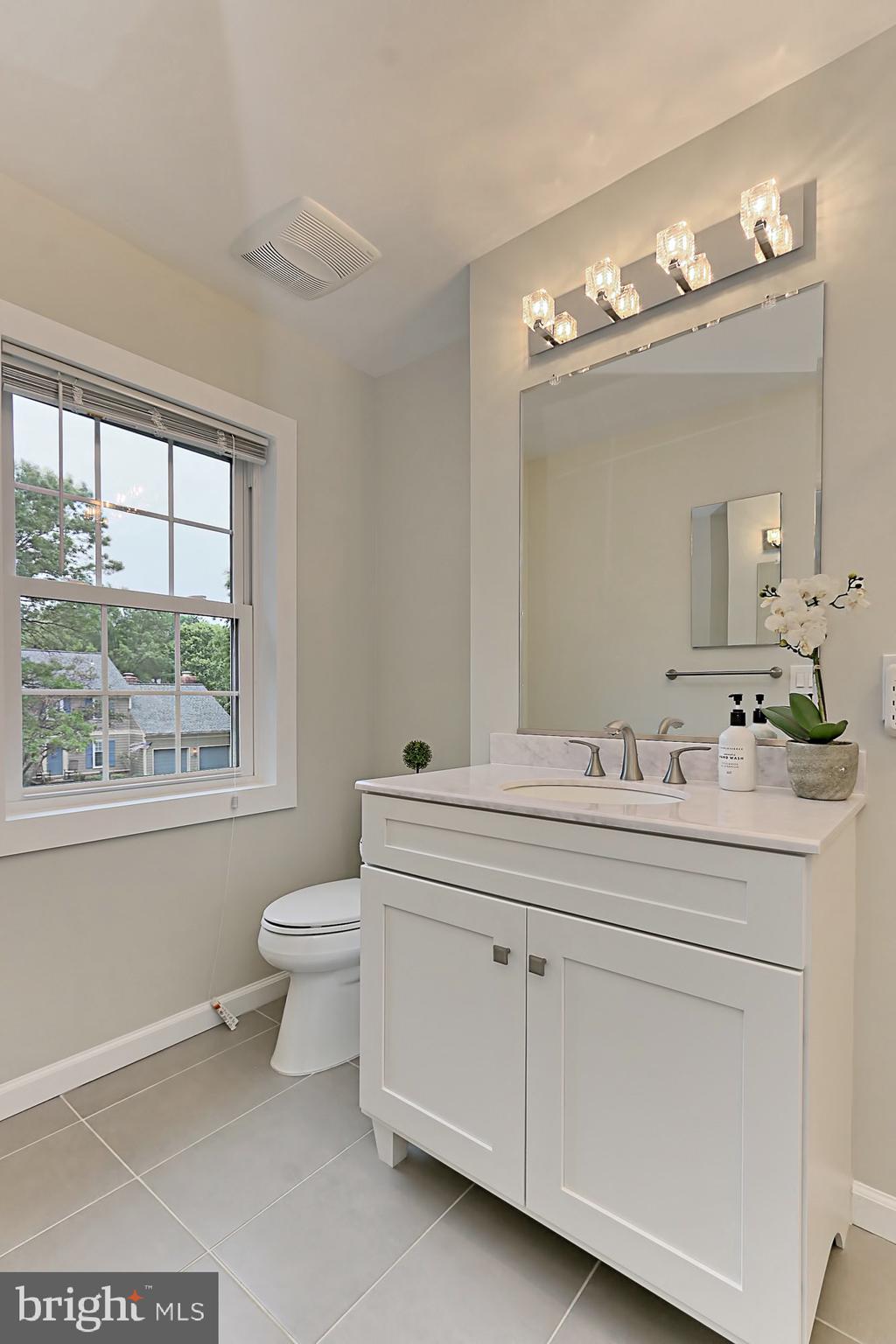 SIGNAL HILL - Residential