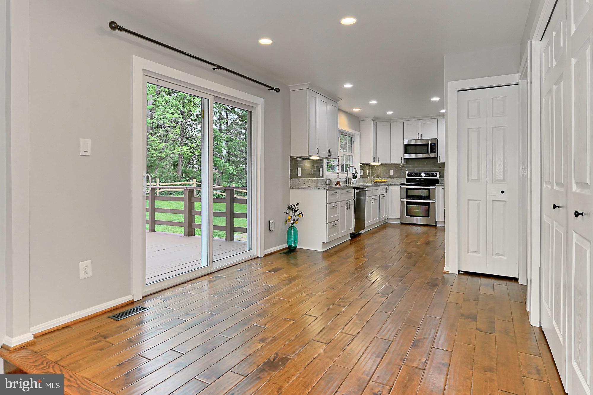 SIGNAL HILL - Residential