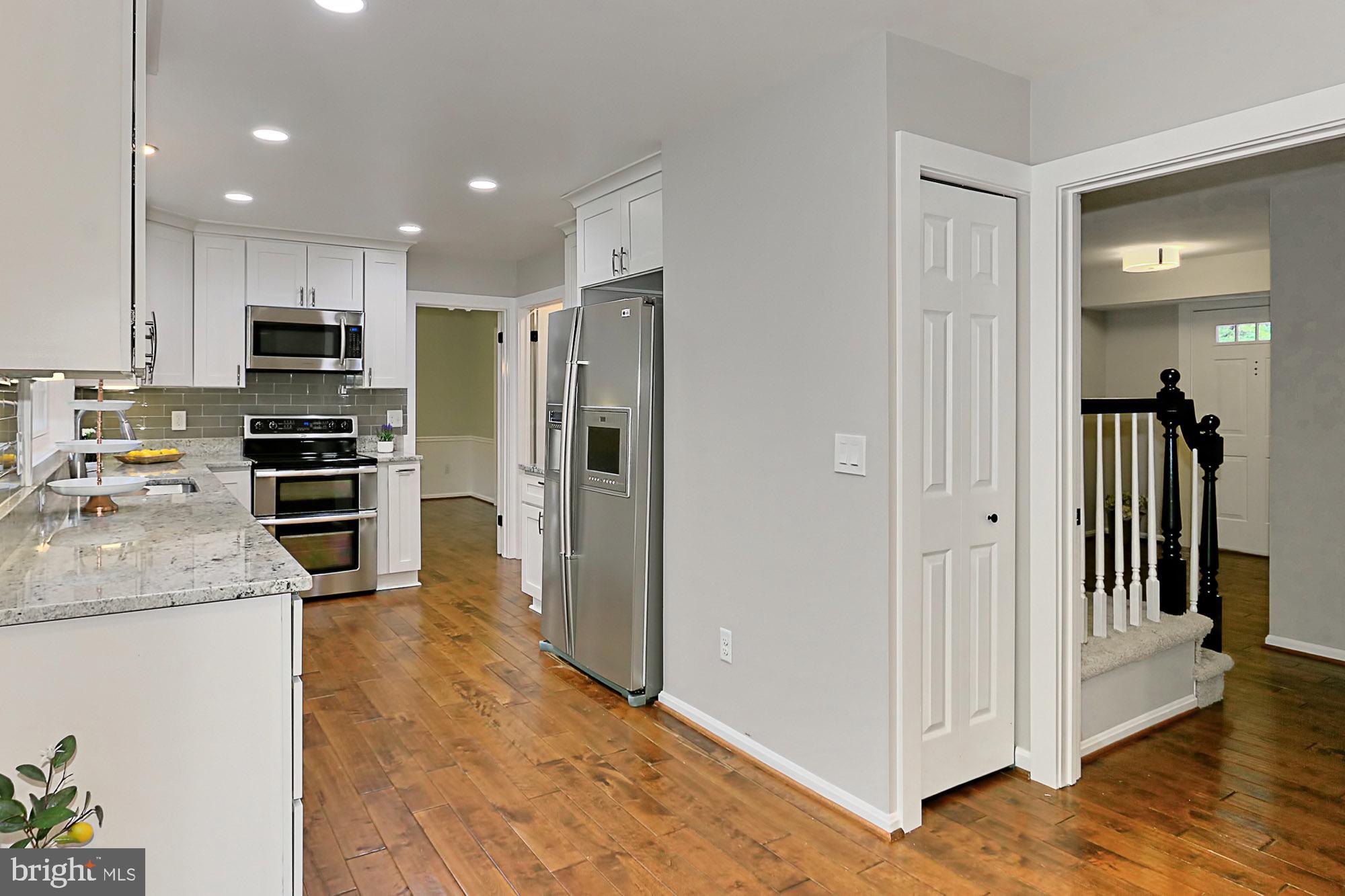 SIGNAL HILL - Residential