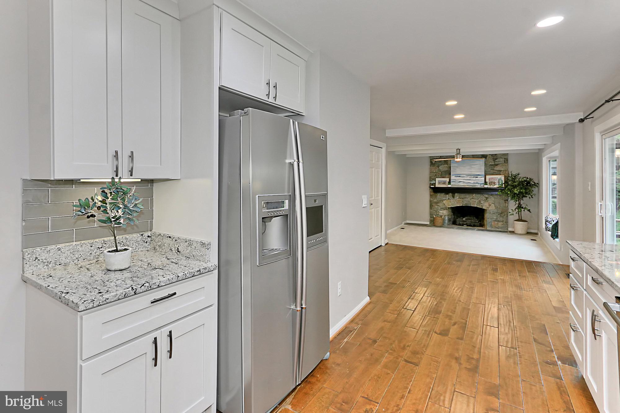 SIGNAL HILL - Residential