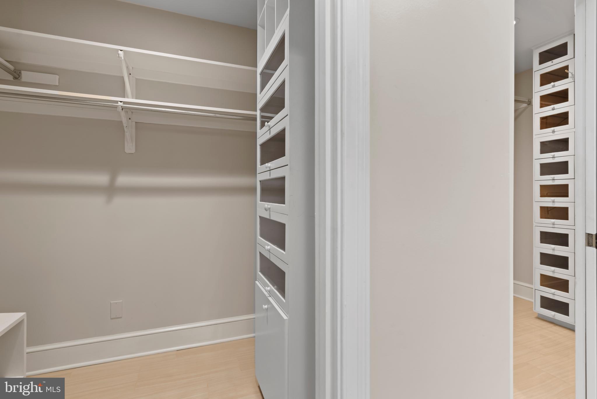 POINT RIDGE FARMS - Residential