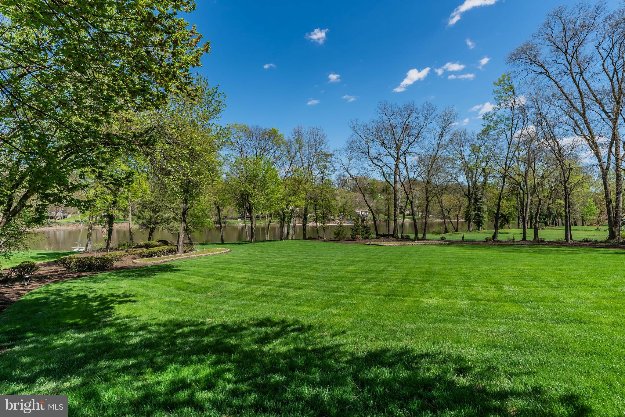 POINT RIDGE FARMS - Residential