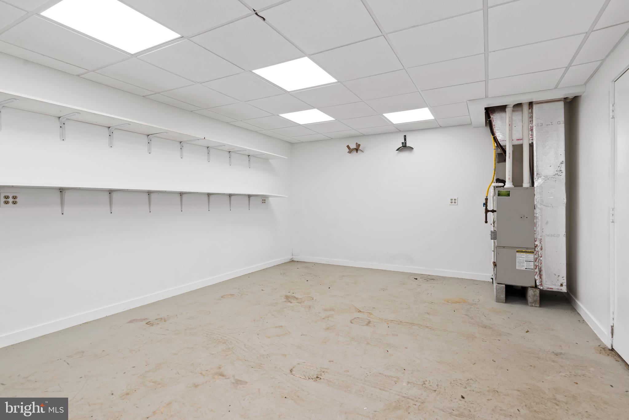 POINT RIDGE FARMS - Residential