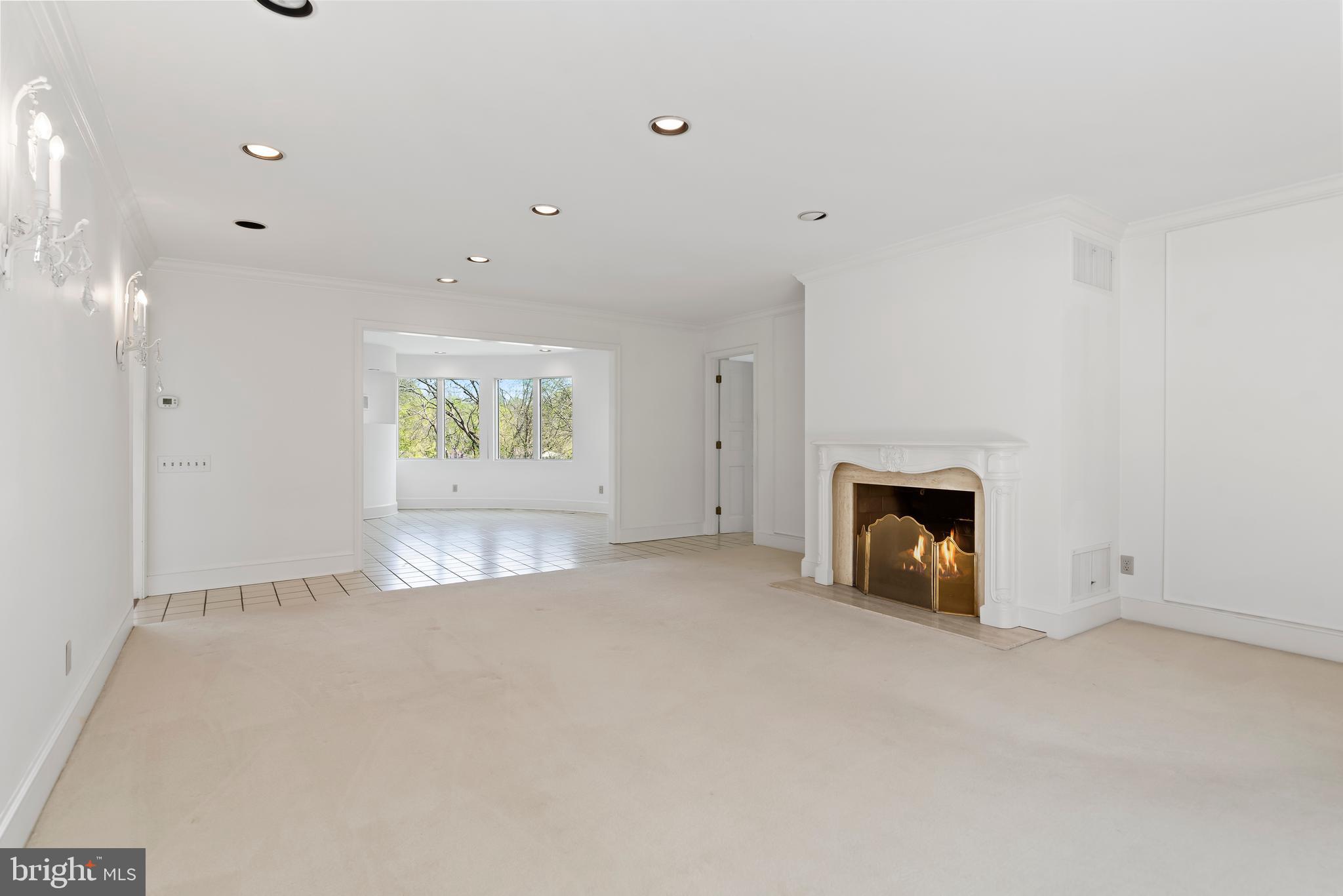 POINT RIDGE FARMS - Residential