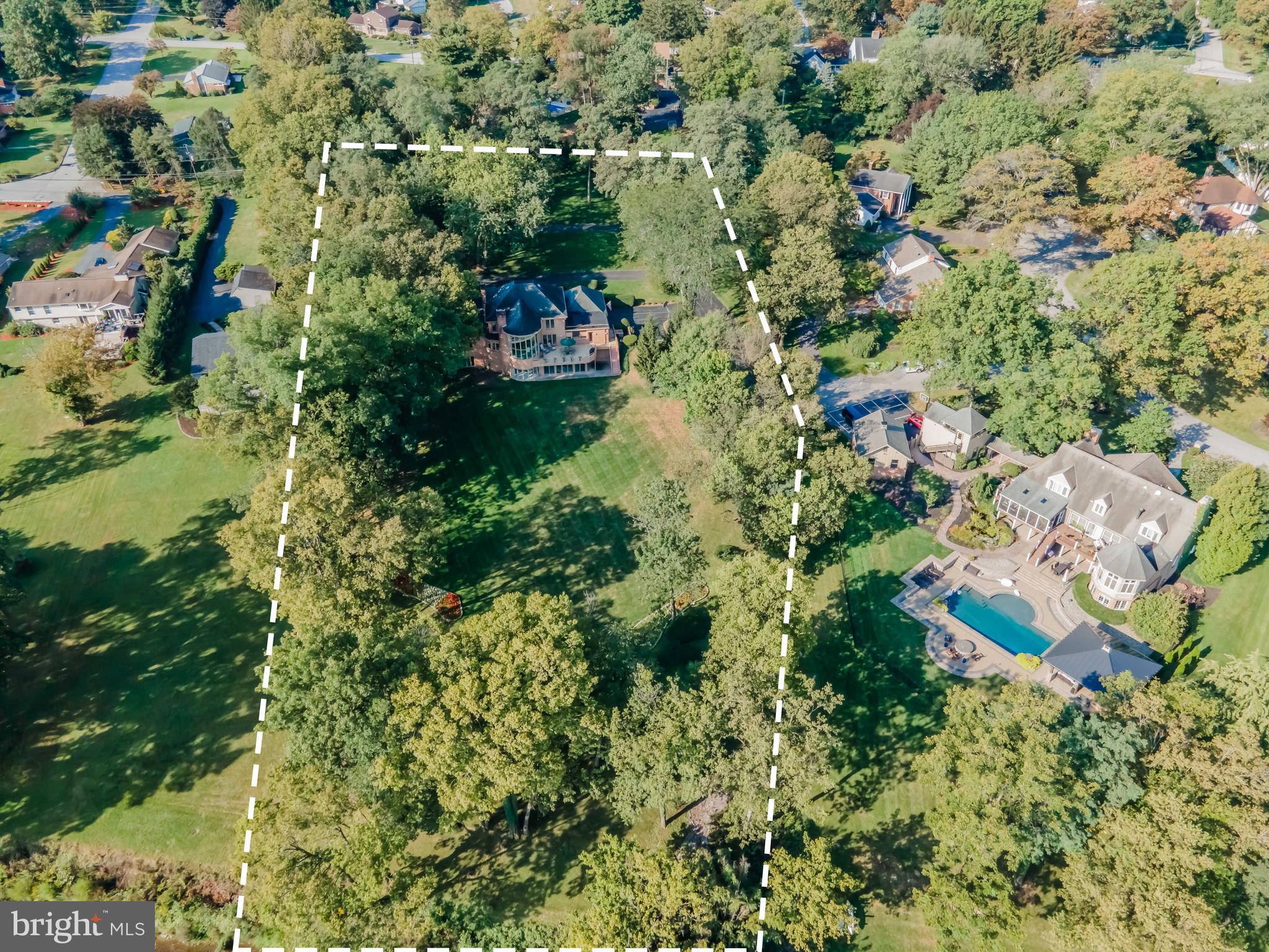 POINT RIDGE FARMS - Residential