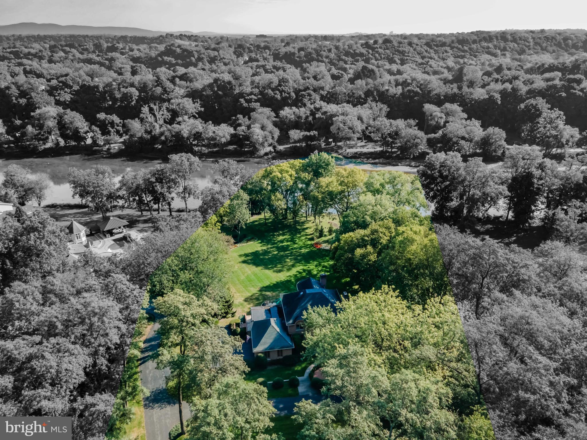 POINT RIDGE FARMS - Residential