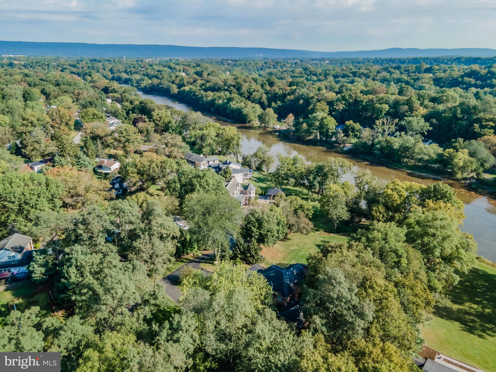 POINT RIDGE FARMS - Residential