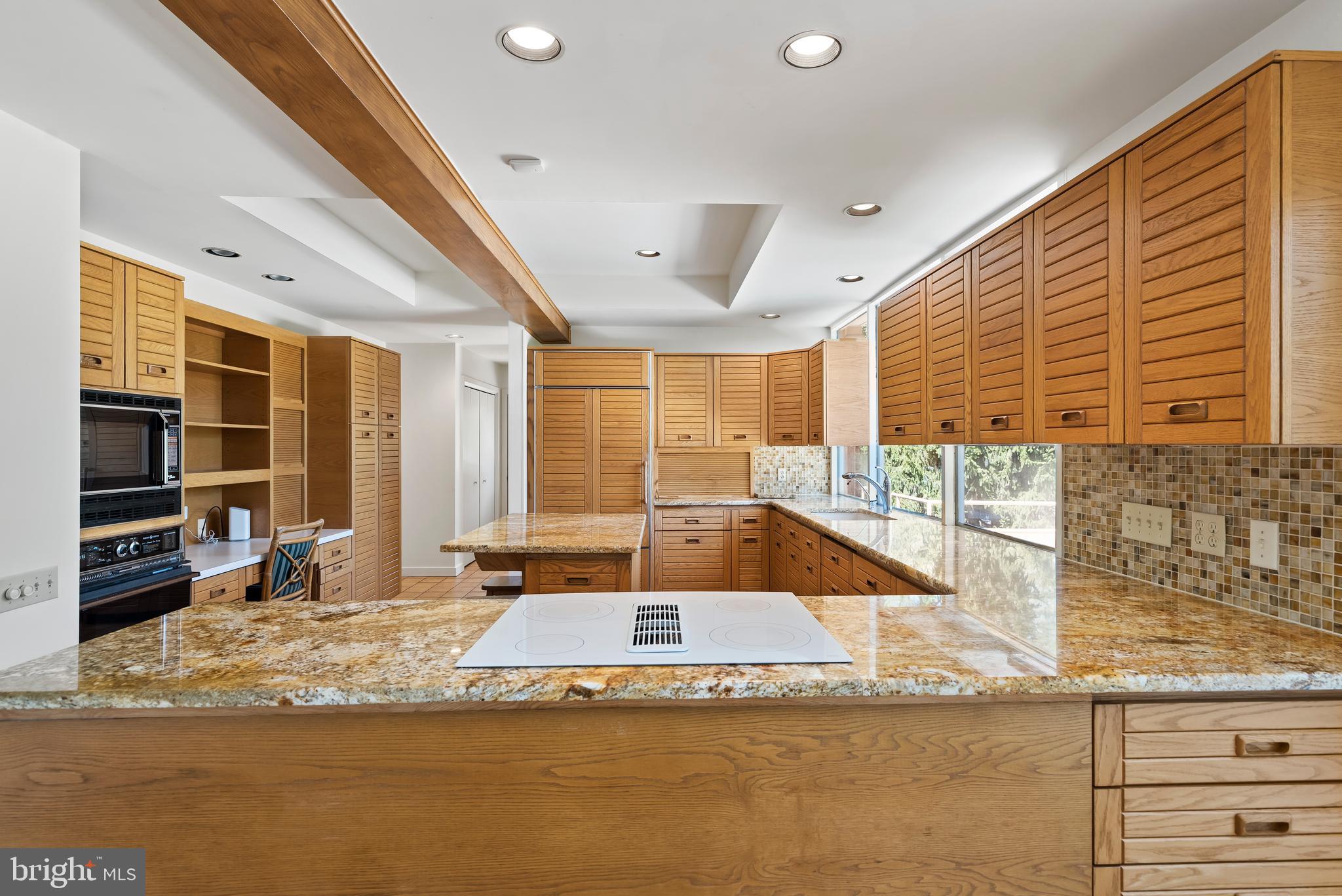 POINT RIDGE FARMS - Residential