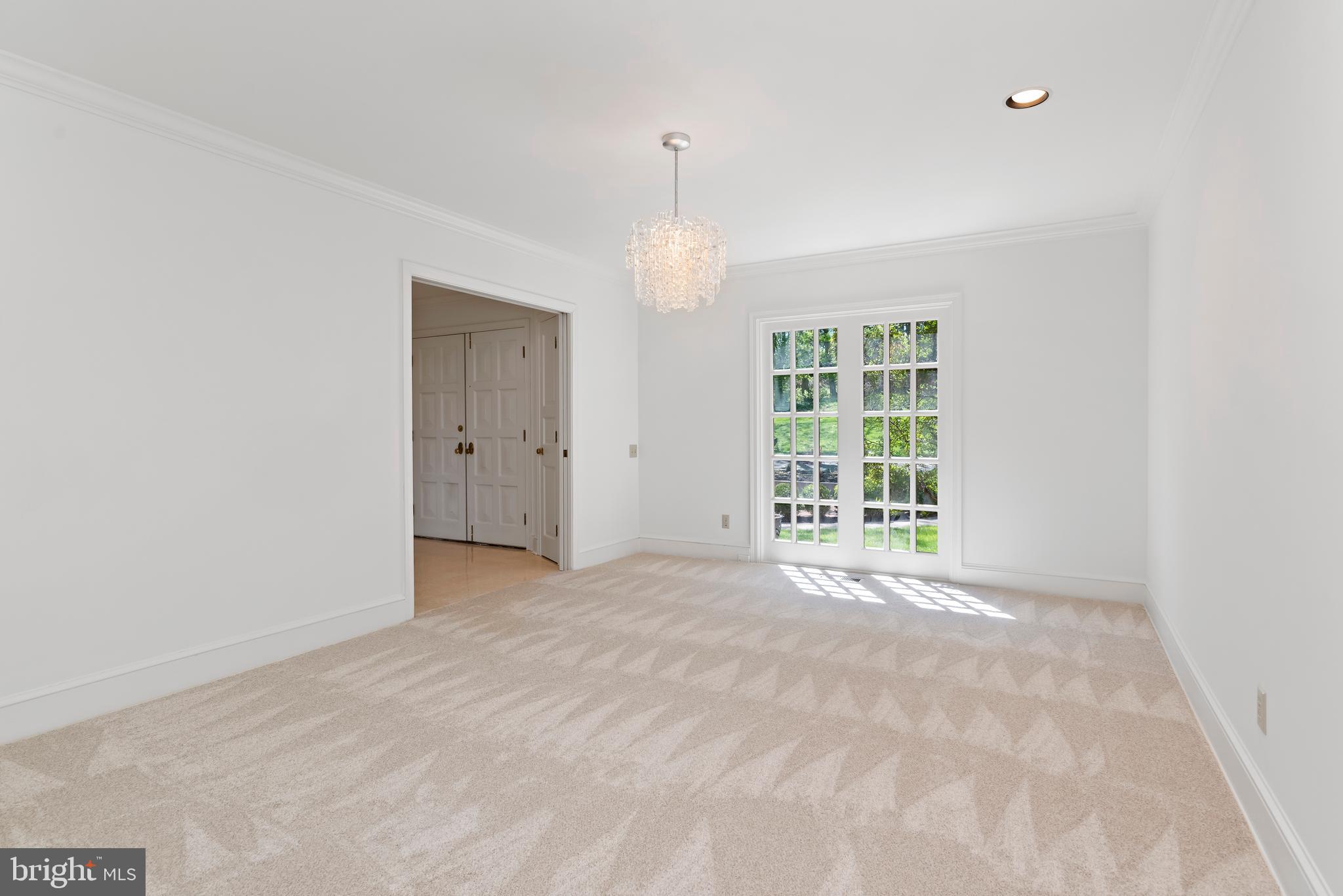 POINT RIDGE FARMS - Residential