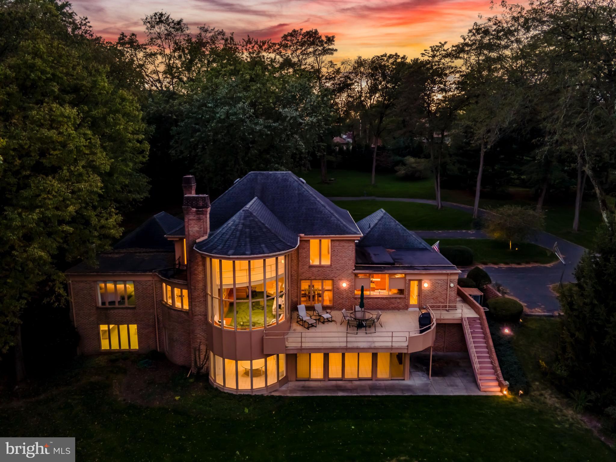 POINT RIDGE FARMS - Residential