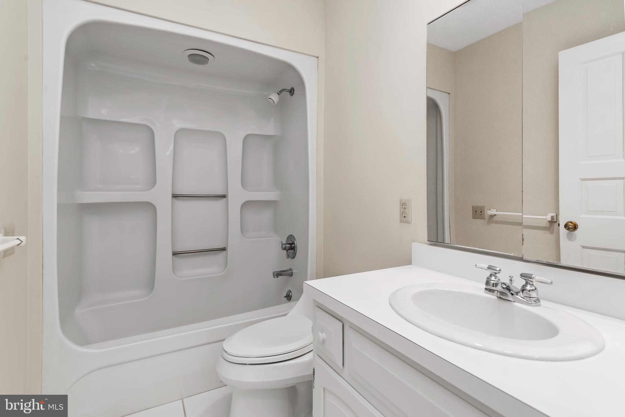 POINT RIDGE FARMS - Residential