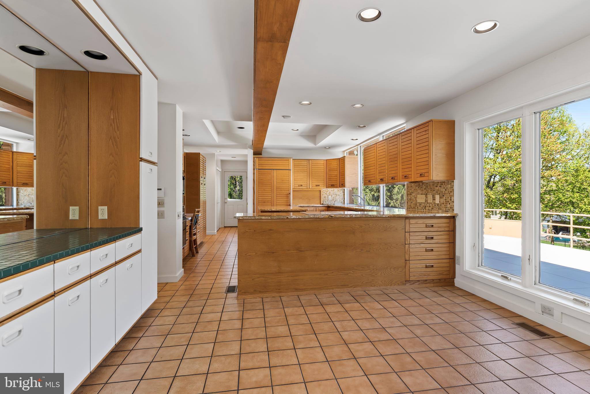 POINT RIDGE FARMS - Residential