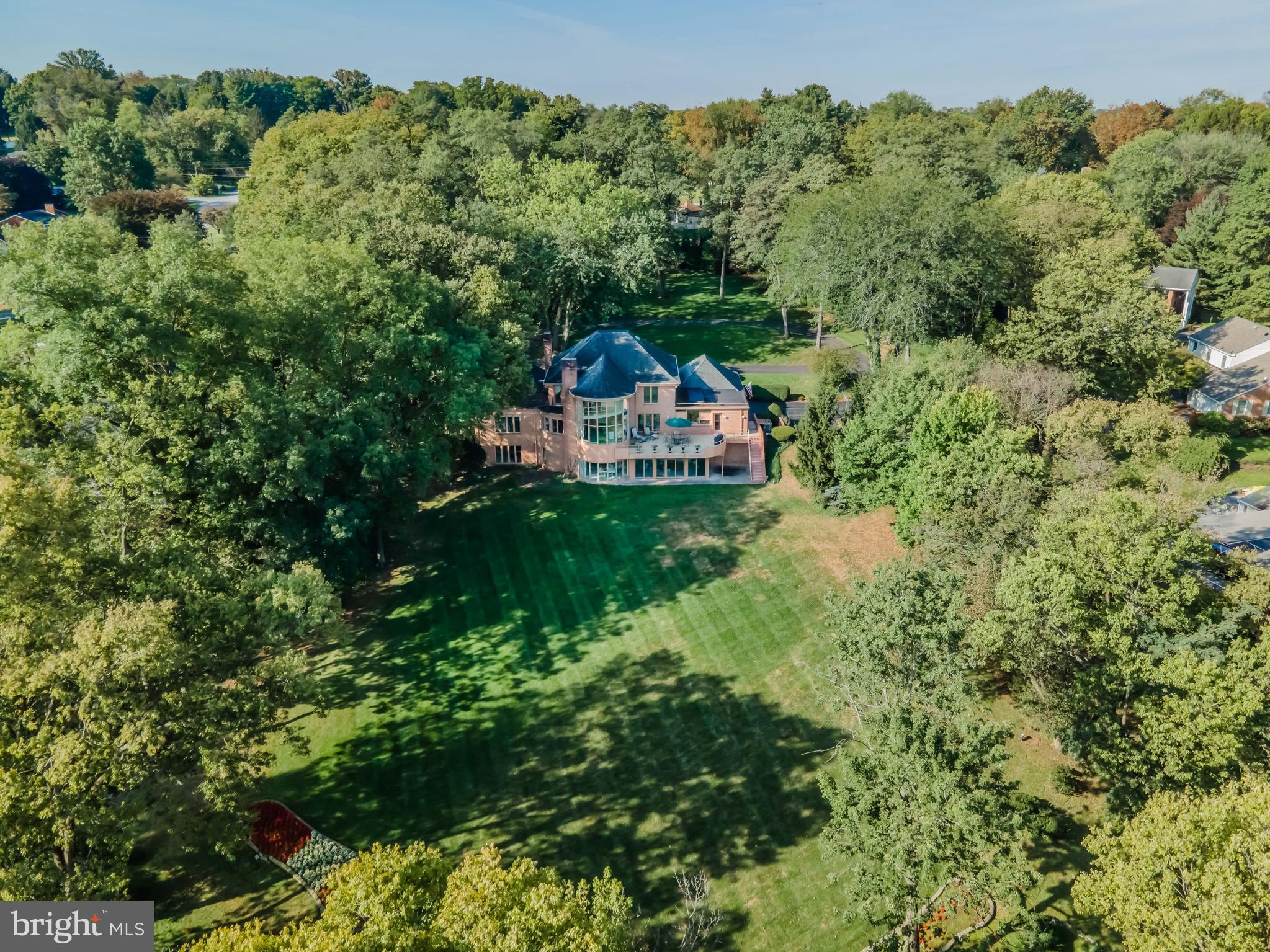 POINT RIDGE FARMS - Residential