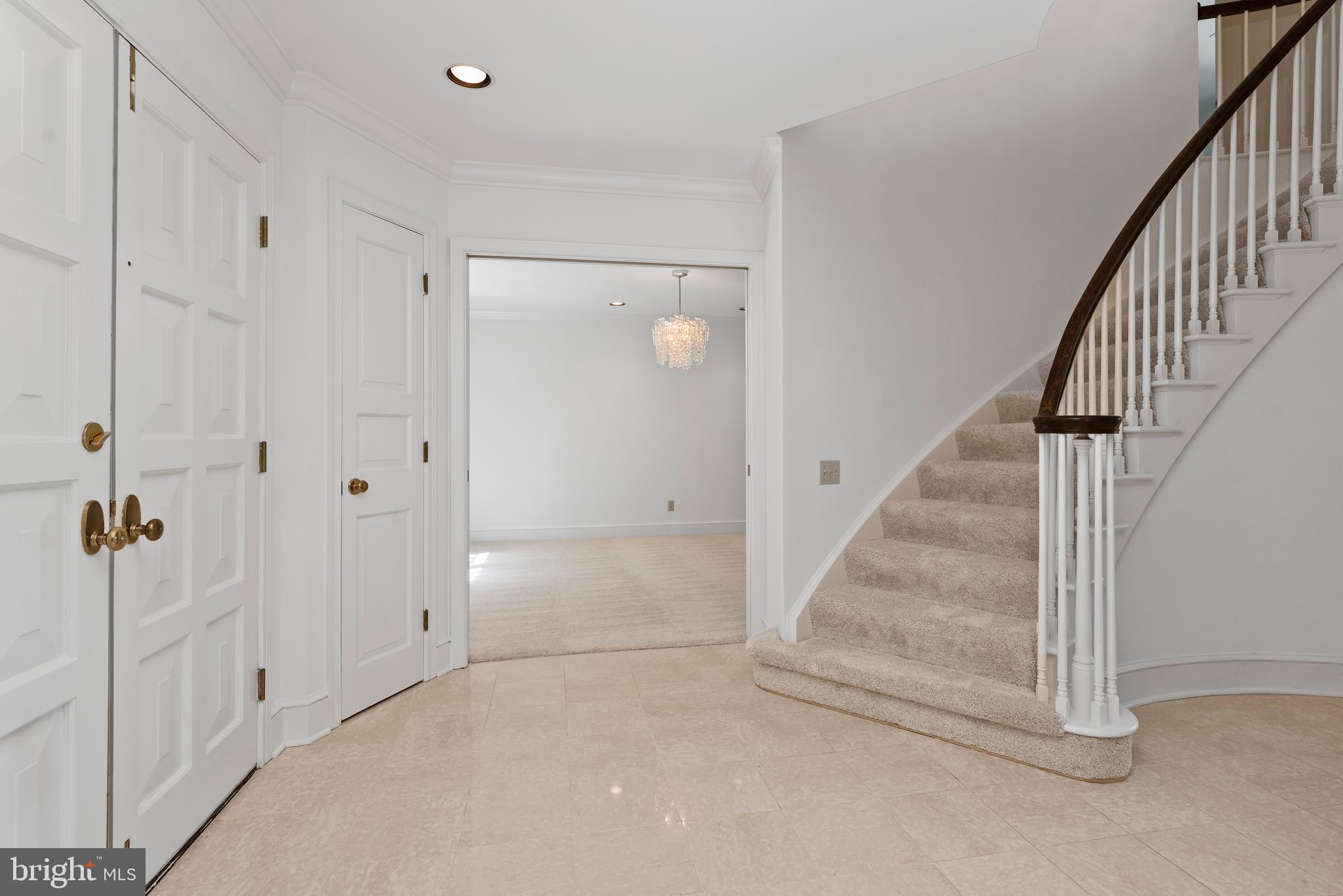 POINT RIDGE FARMS - Residential