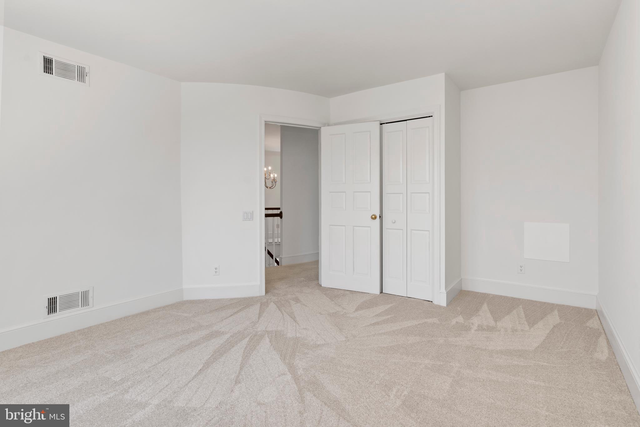 POINT RIDGE FARMS - Residential