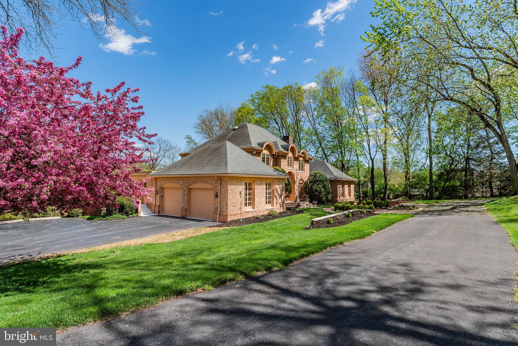 POINT RIDGE FARMS - Residential