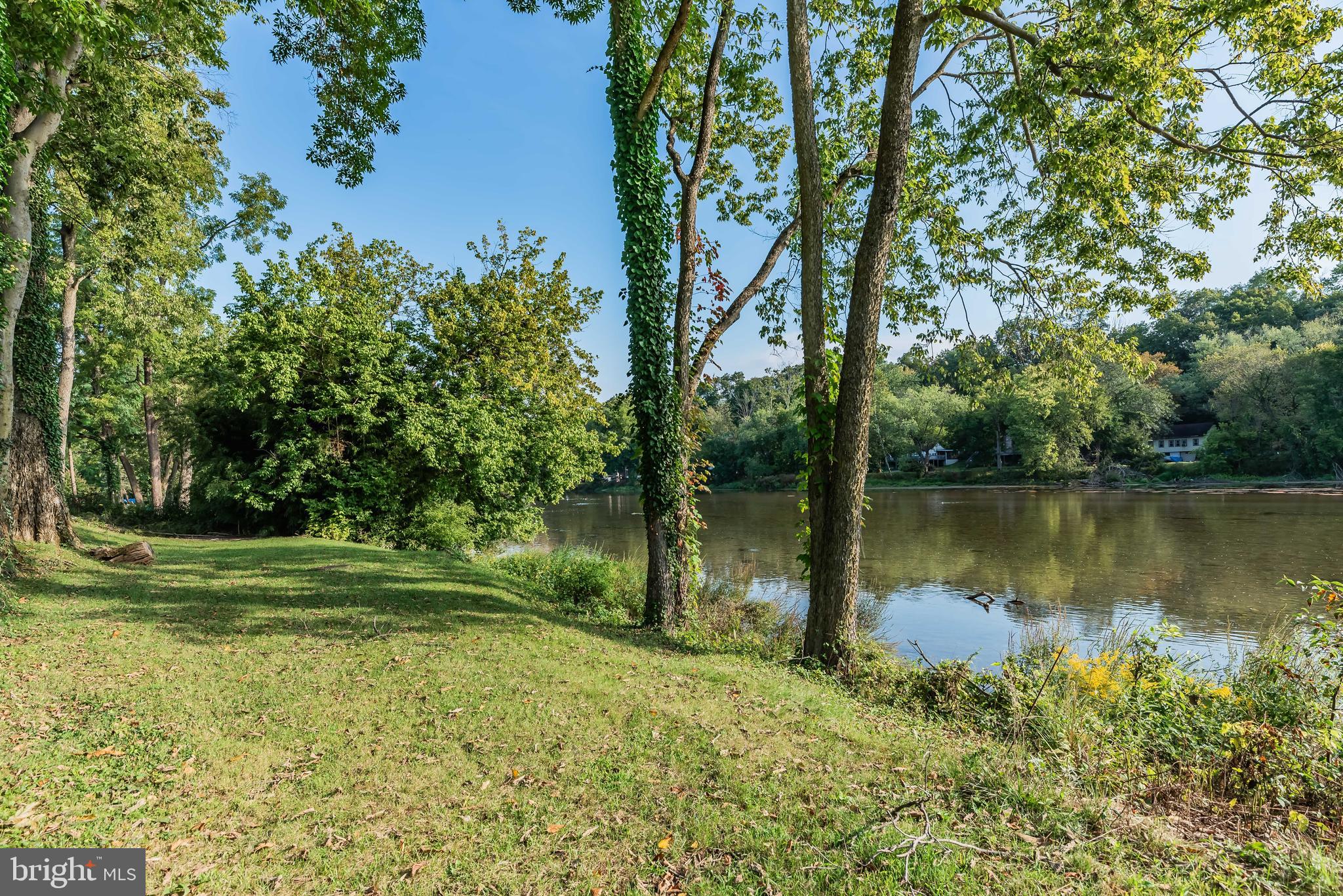 POINT RIDGE FARMS - Residential