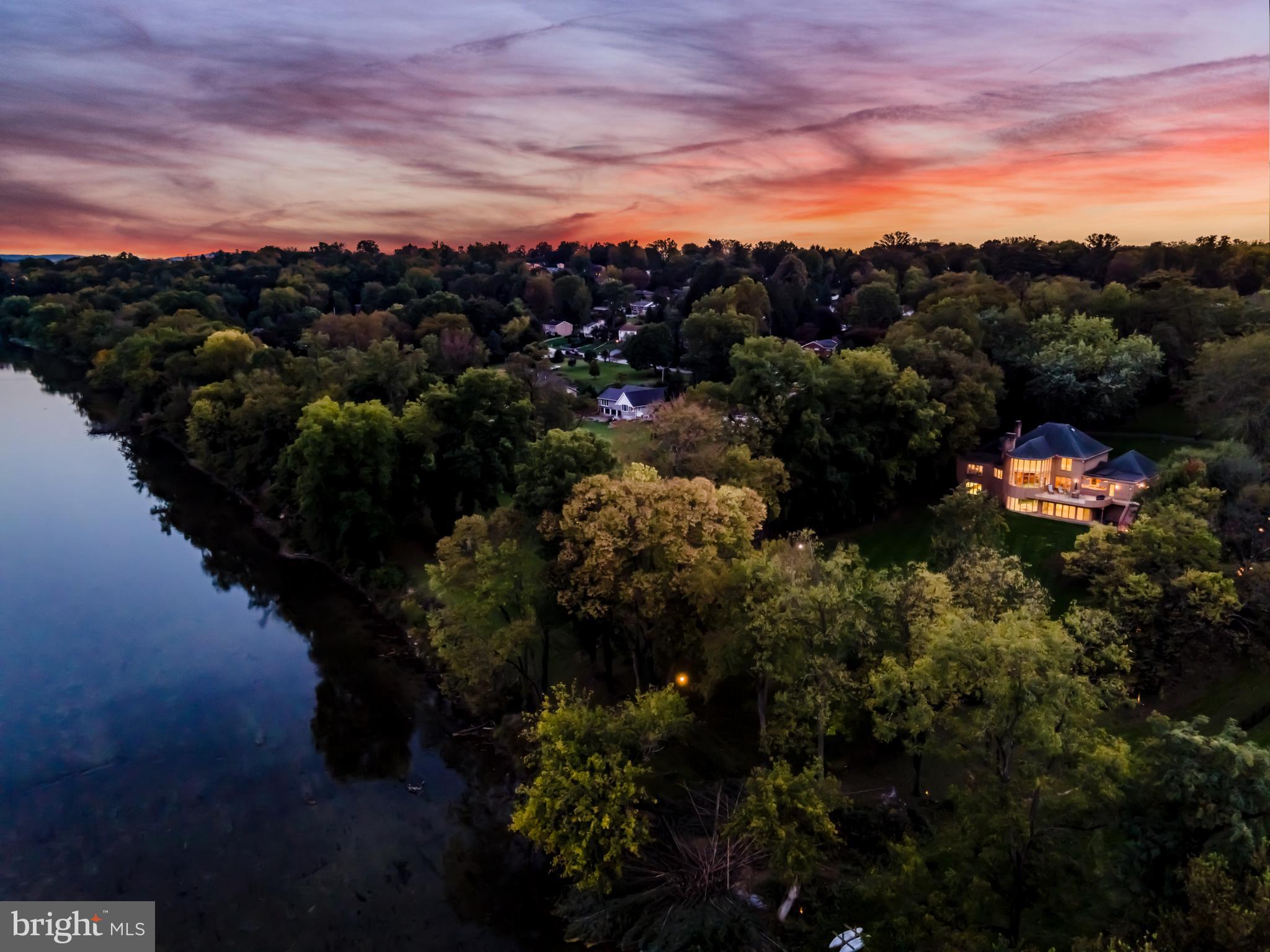 POINT RIDGE FARMS - Residential