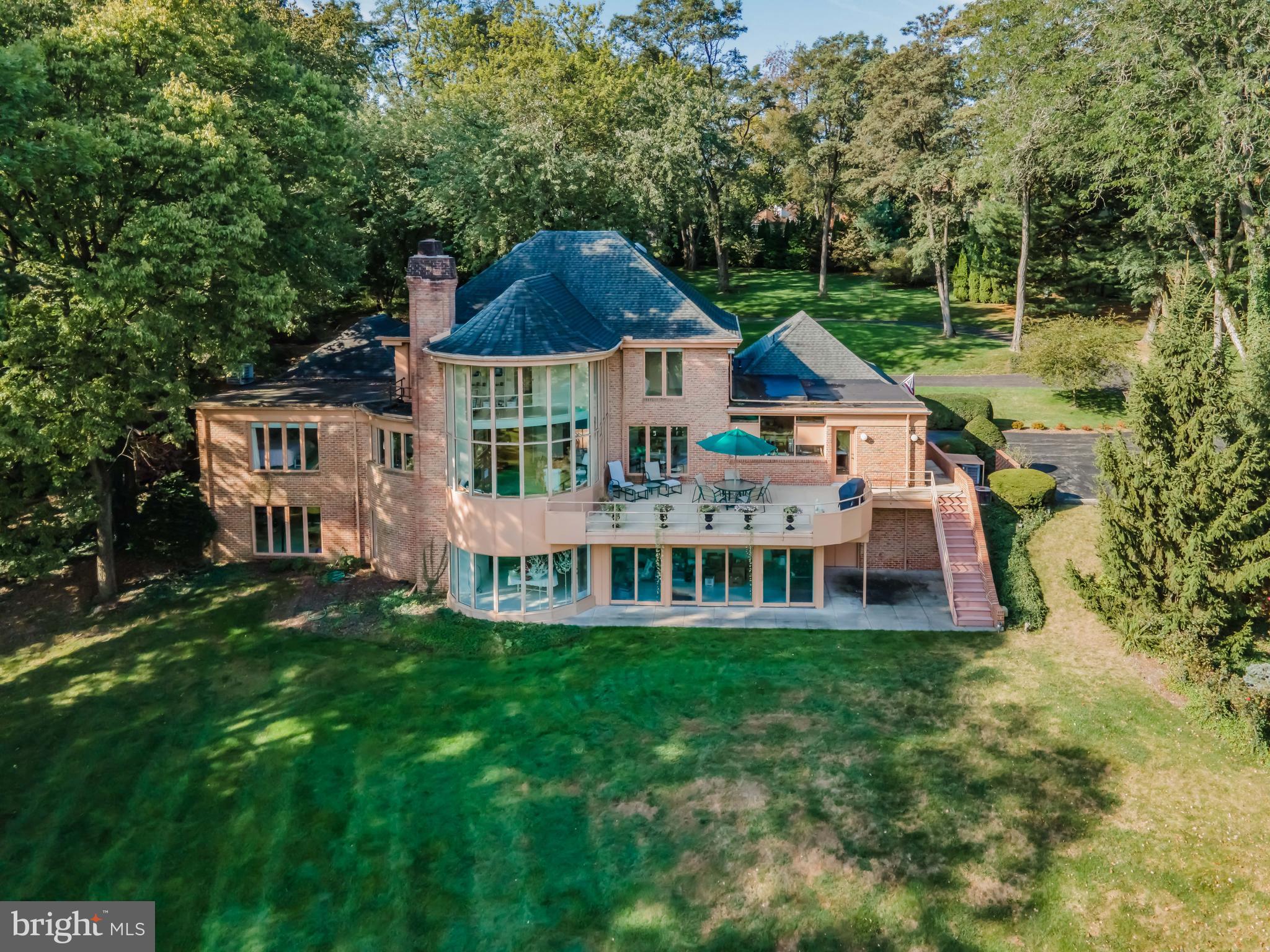 POINT RIDGE FARMS - Residential