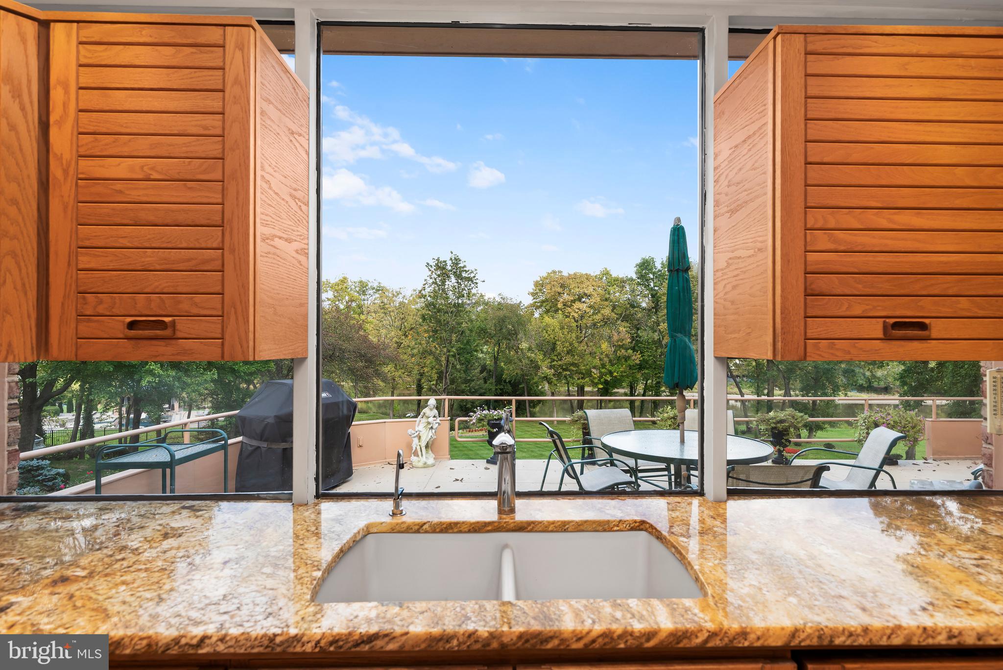 POINT RIDGE FARMS - Residential