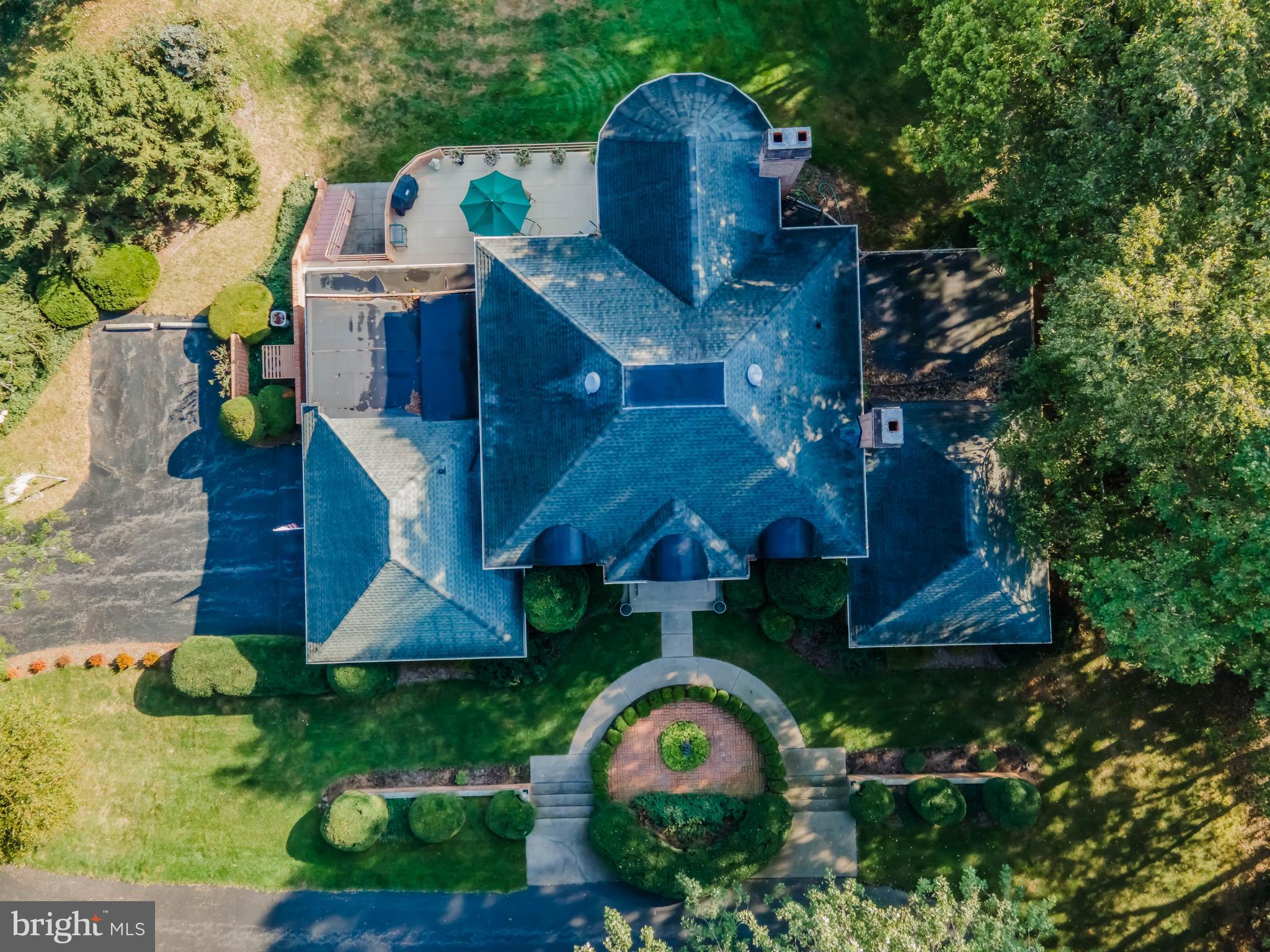 POINT RIDGE FARMS - Residential