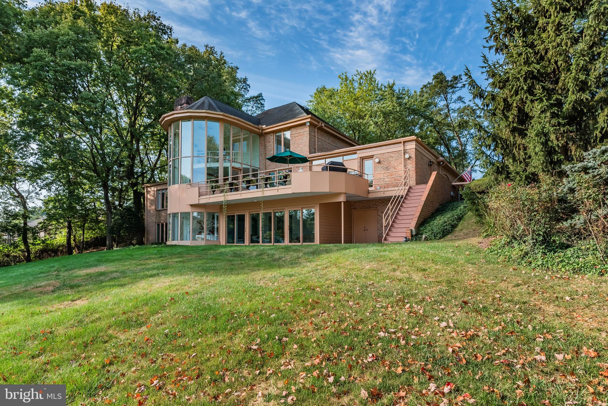 POINT RIDGE FARMS - Residential