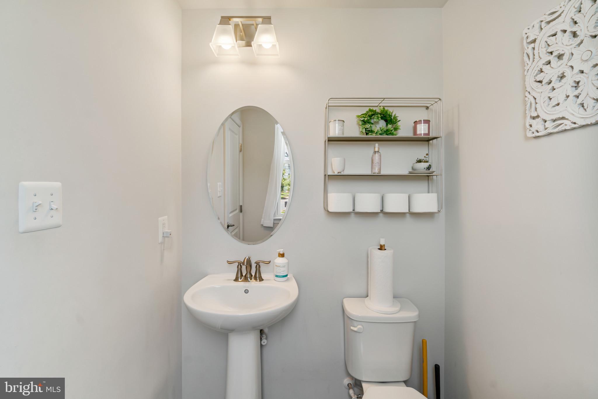 WESTCHESTER SQUARE - Residential