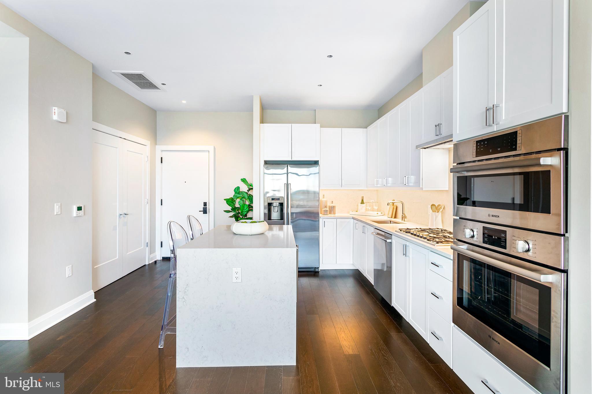 OLD TOWN ALEXANDRIA - Residential