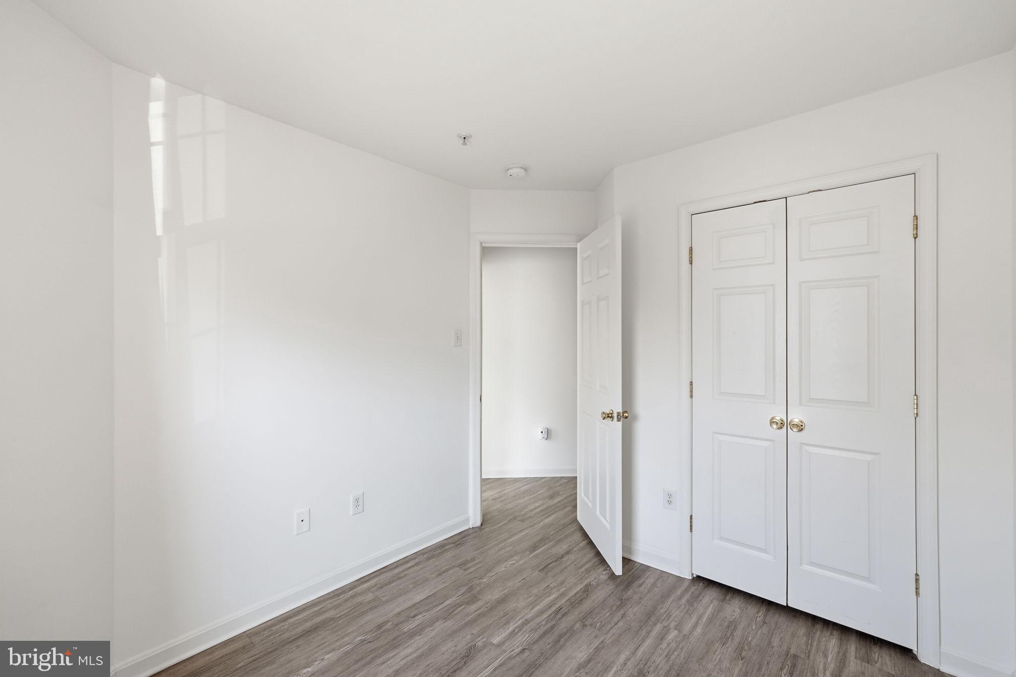 OVERLOOK - Residential Lease