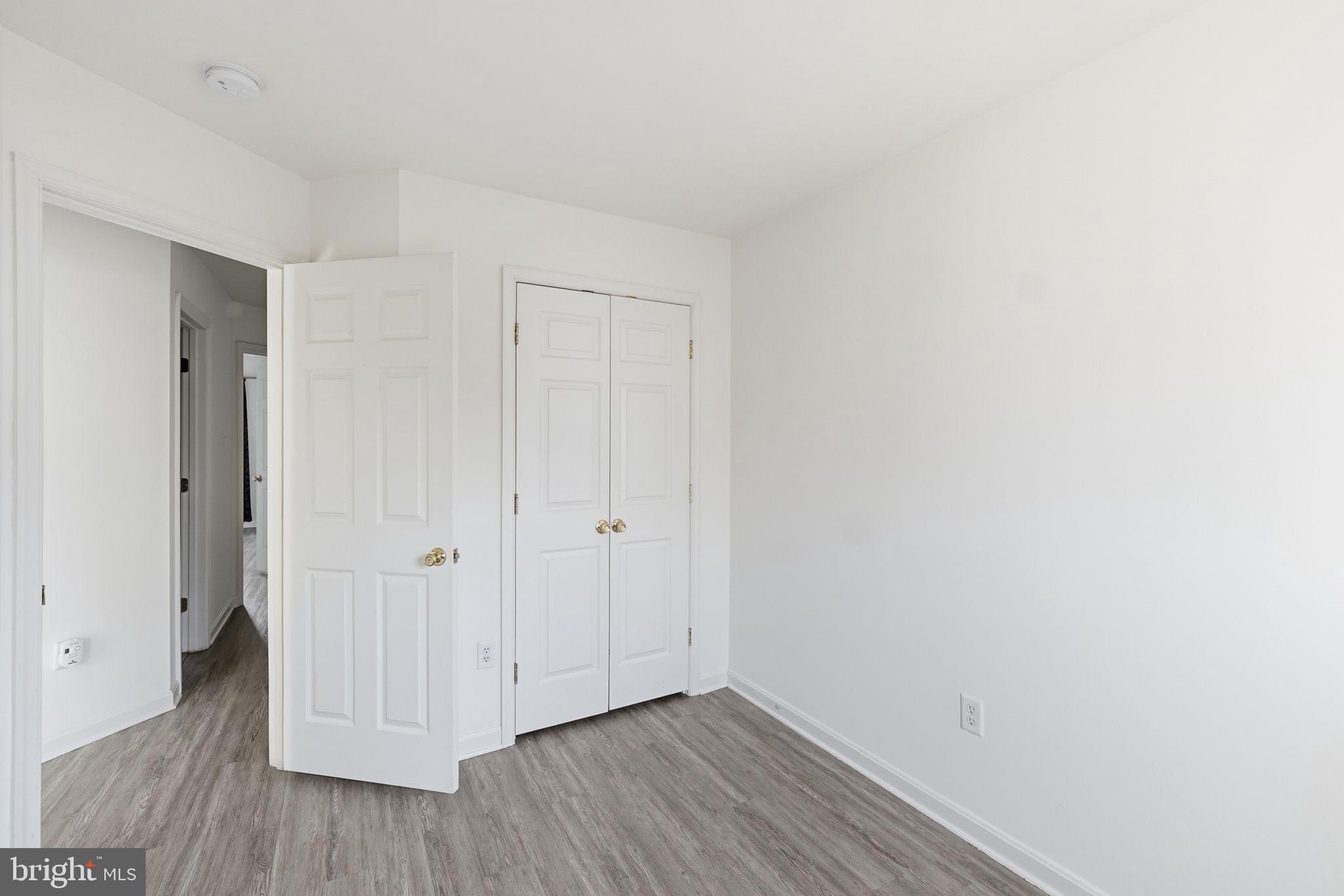 OVERLOOK - Residential Lease