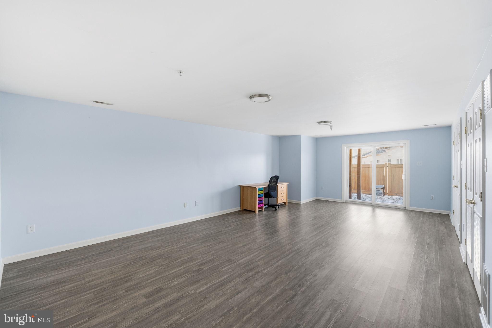 OVERLOOK - Residential Lease