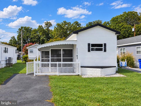 Mobile Home For Sale - 20028 Delaware Avenue<br/> REHOBOTH BEACH, DE 19971