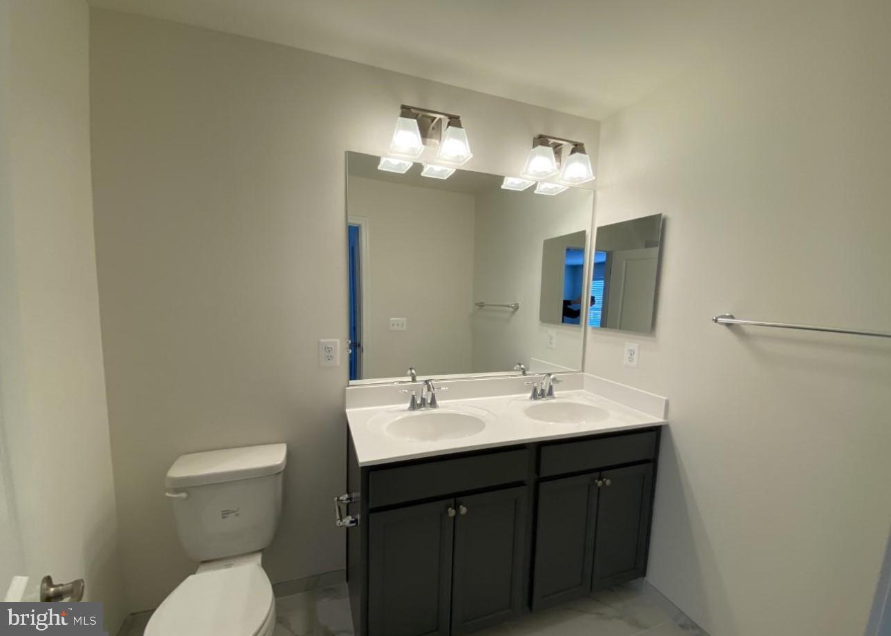 TOWNS AT PARKE WEST - Residential