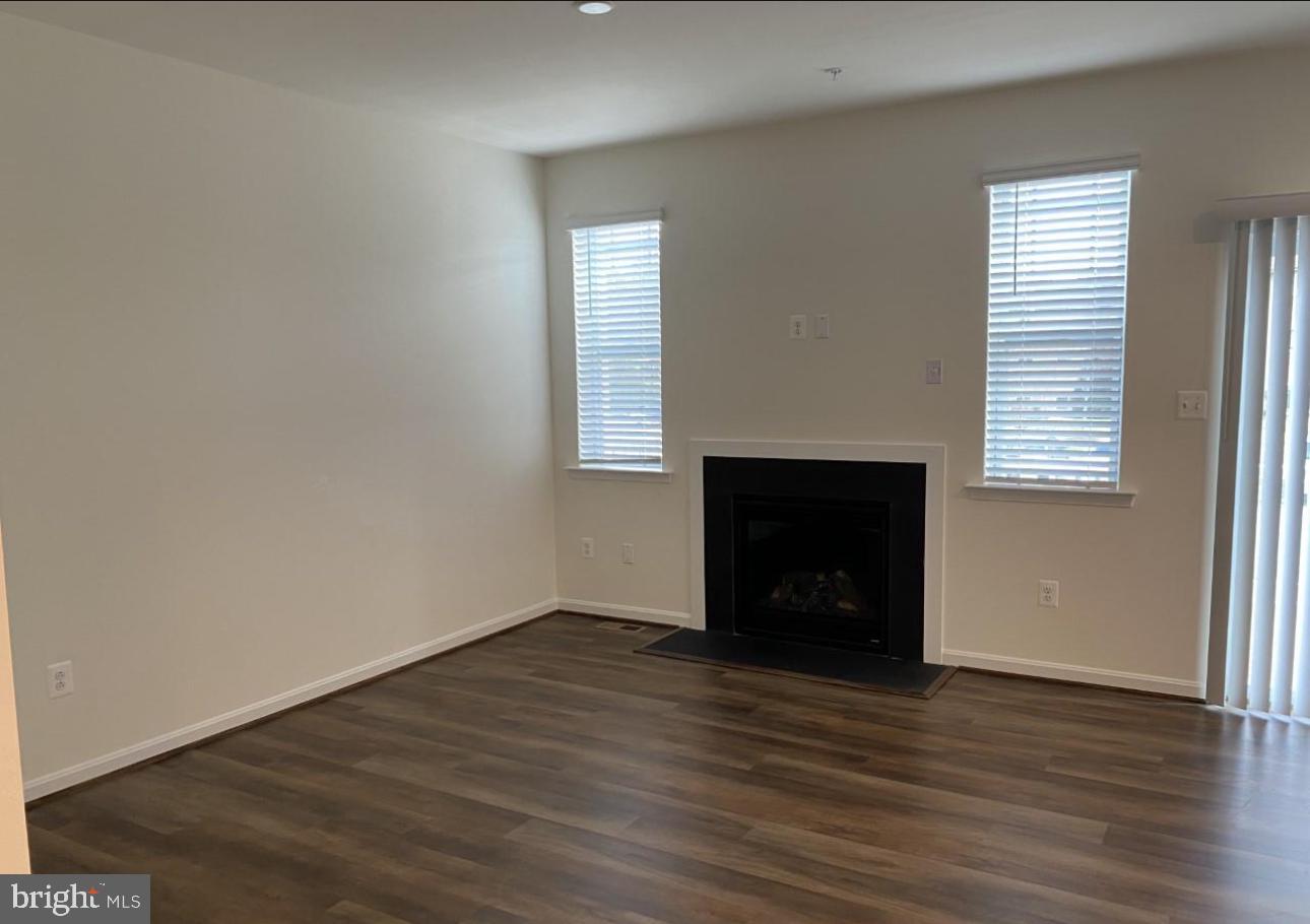 TOWNS AT PARKE WEST - Residential