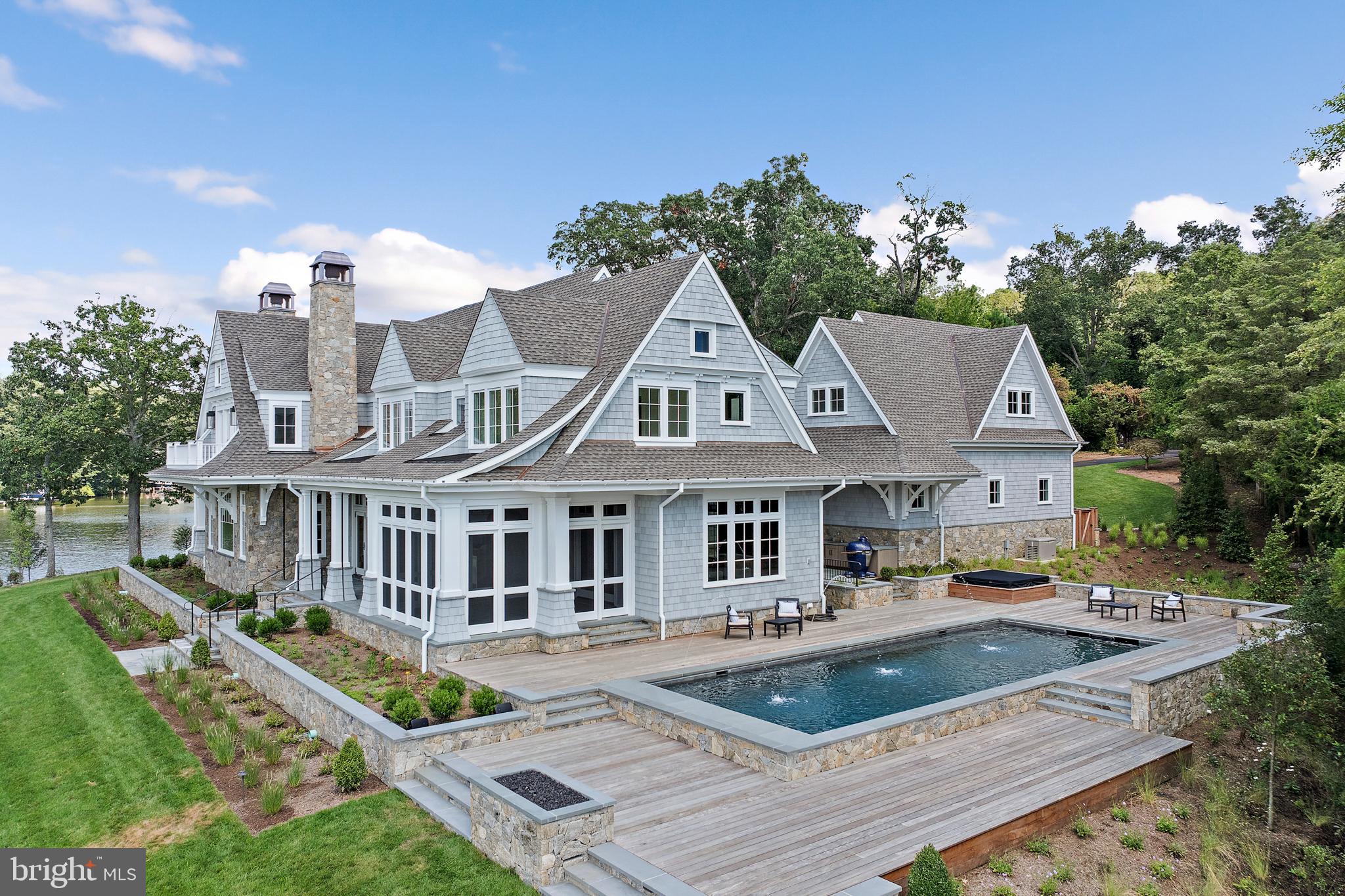 HARNESS CREEK - Residential